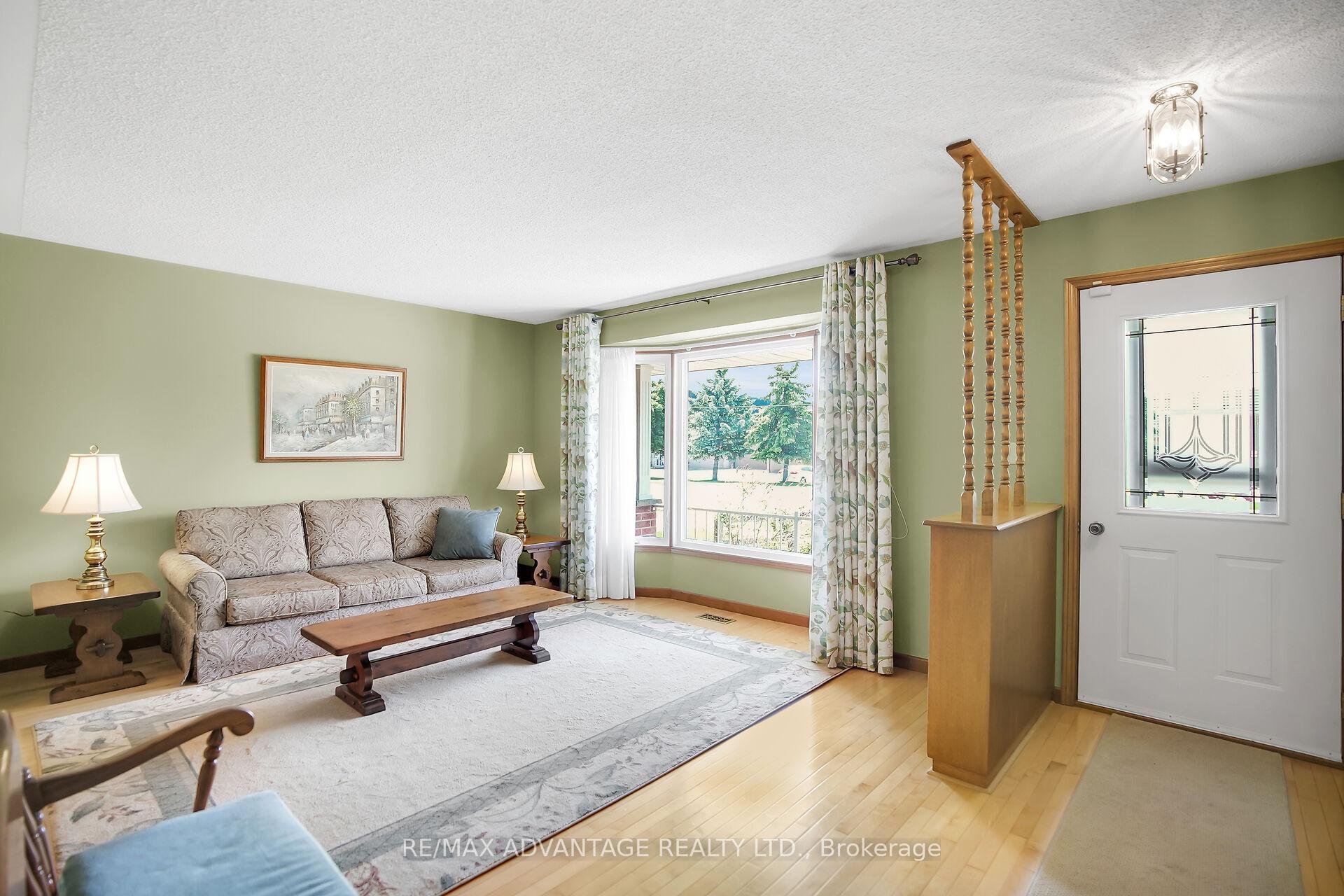Photo 5 of 304 Highview Drive, St. Thomas — HOMEH