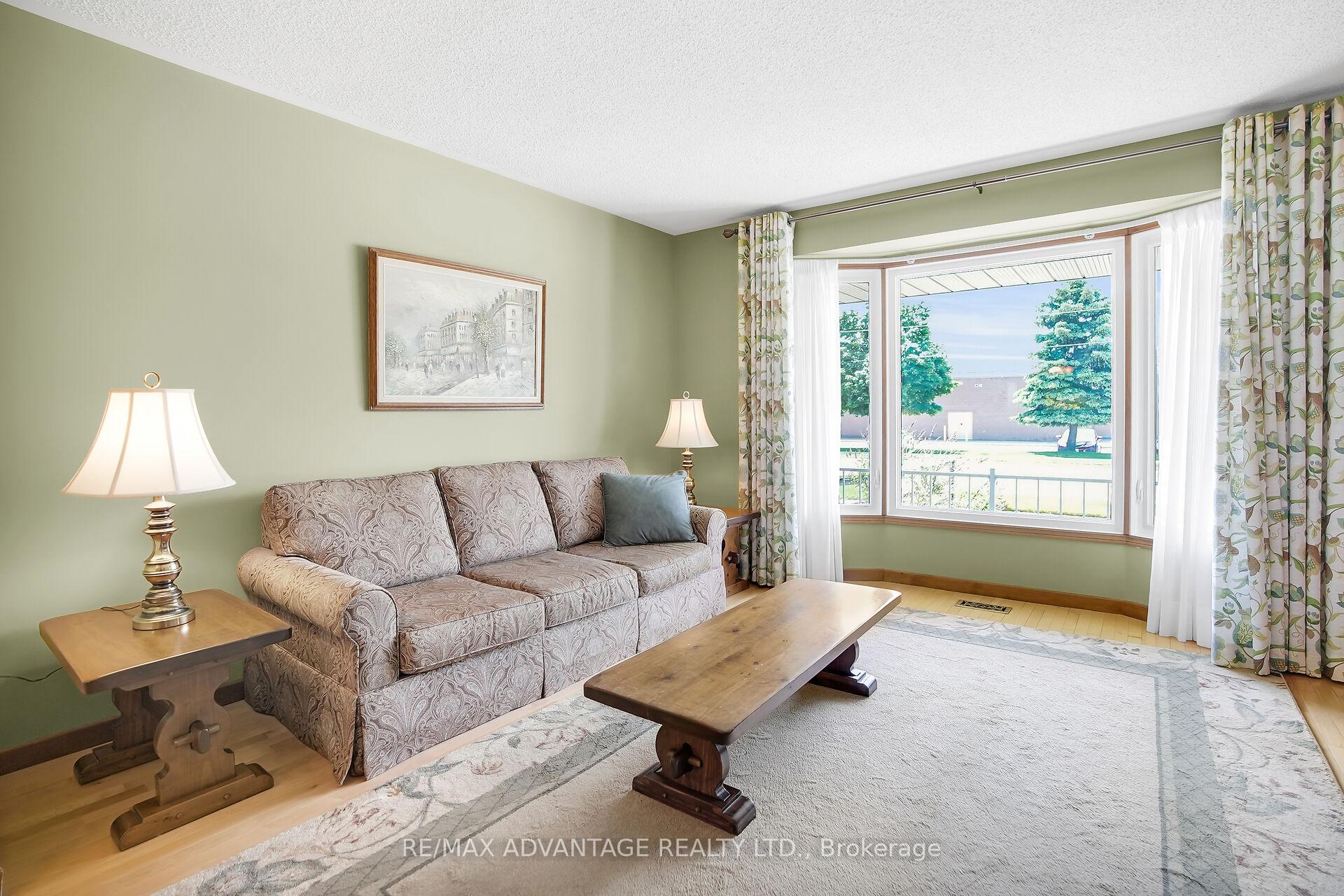 Photo 6 of 304 Highview Drive, St. Thomas — HOMEH