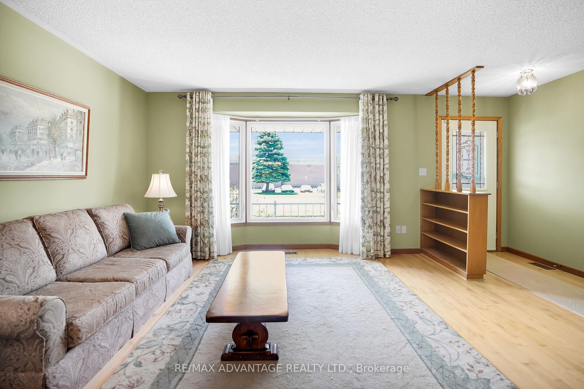 Photo 8 of 304 Highview Drive, St. Thomas — HOMEH