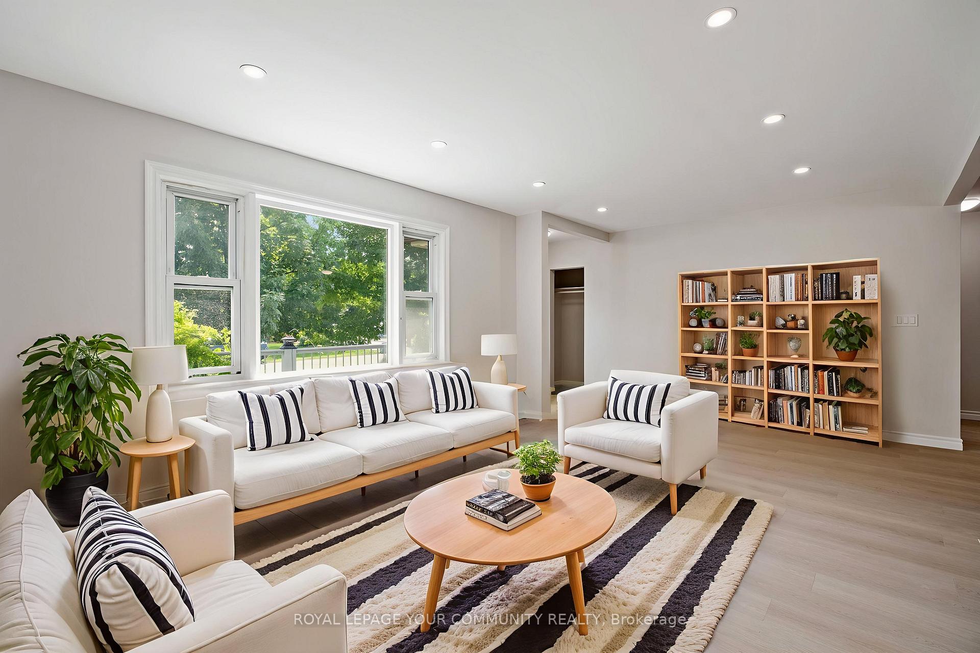 Photo 7 of 31 Dunblane Avenue, St. Catharines, Carlton/Bunting — HOMEH