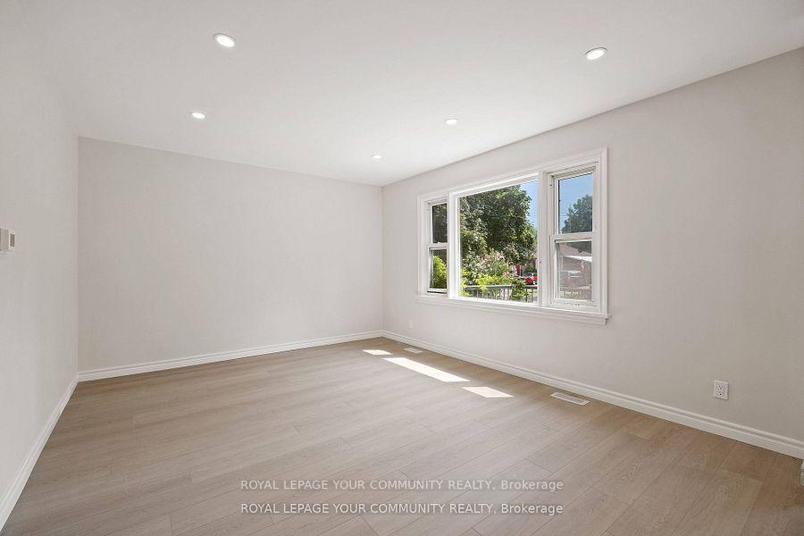 Photo 10 of 31 Dunblane Avenue, St. Catharines, Carlton/Bunting — HOMEH