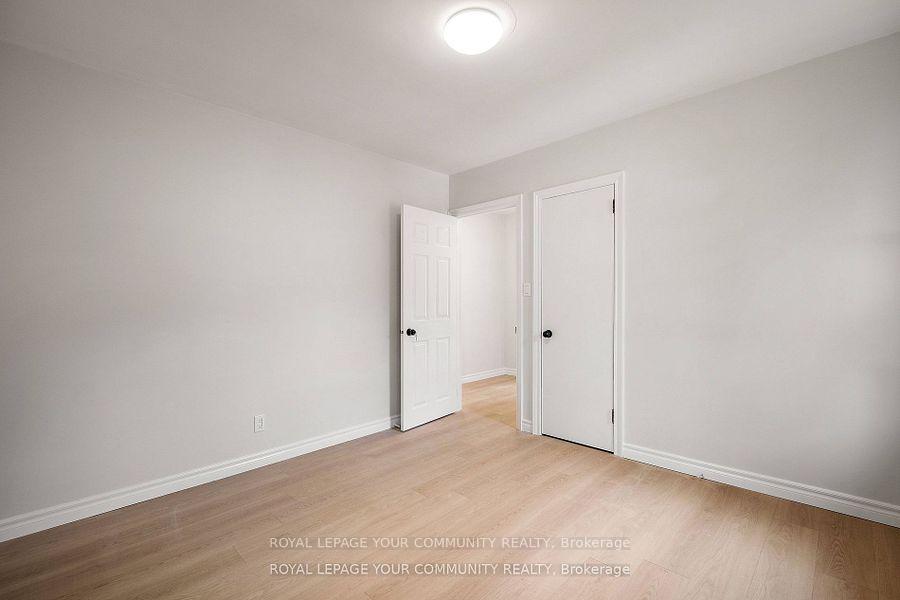 Photo 24 of 31 Dunblane Avenue, St. Catharines, Carlton/Bunting — HOMEH
