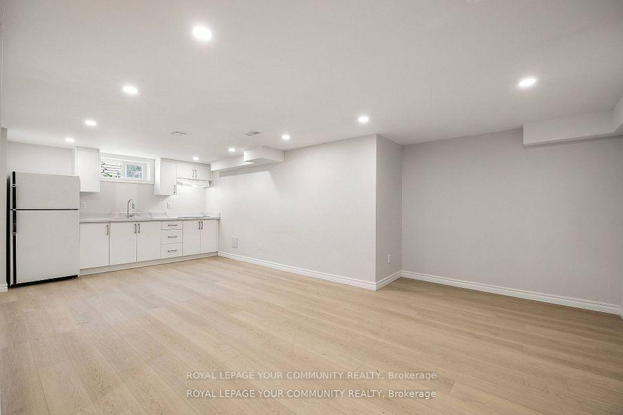 Photo 27 of 31 Dunblane Avenue, St. Catharines, Carlton/Bunting — HOMEH