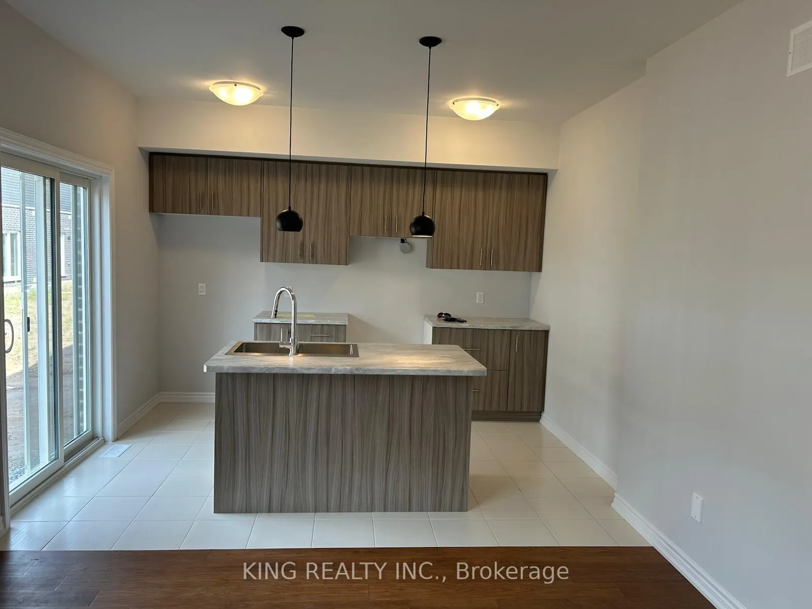 Photo 9 of Unit 35, 5672 Dorchester Road, Niagara Falls, Hospital — HOMEH