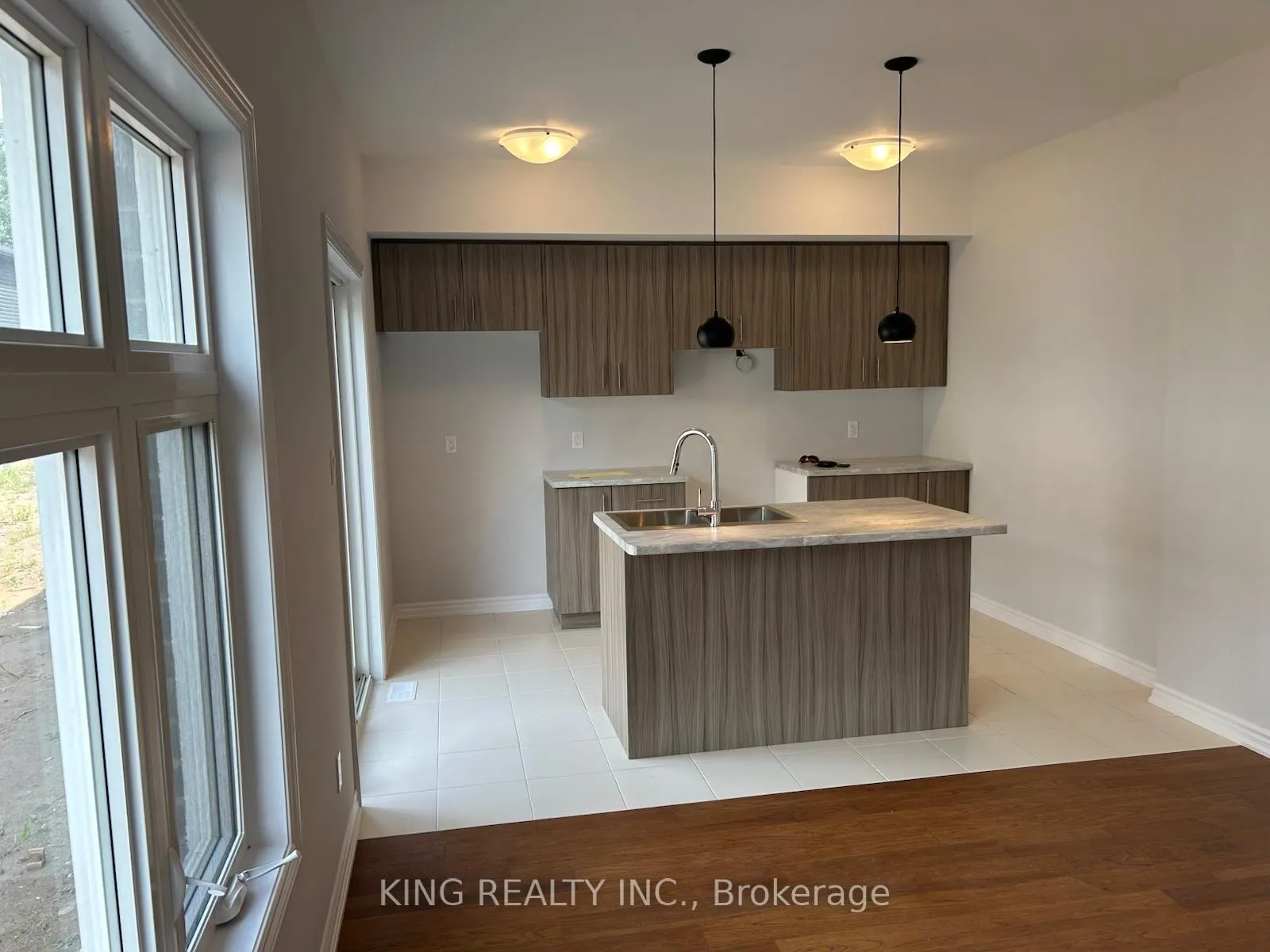 Photo 12 of Unit 35, 5672 Dorchester Road, Niagara Falls, Hospital — HOMEH