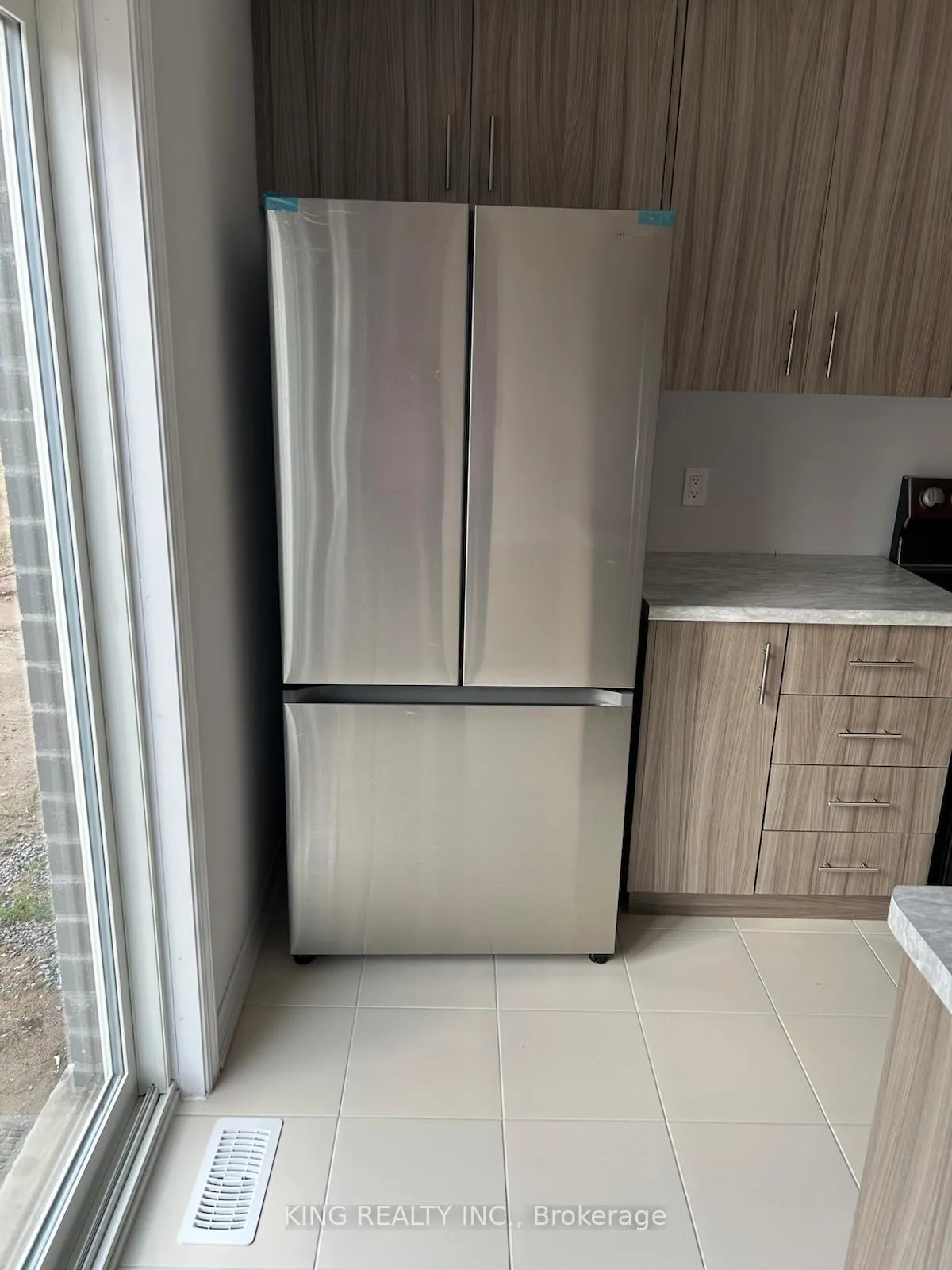 Photo 20 of Unit 35, 5672 Dorchester Road, Niagara Falls, Hospital — HOMEH