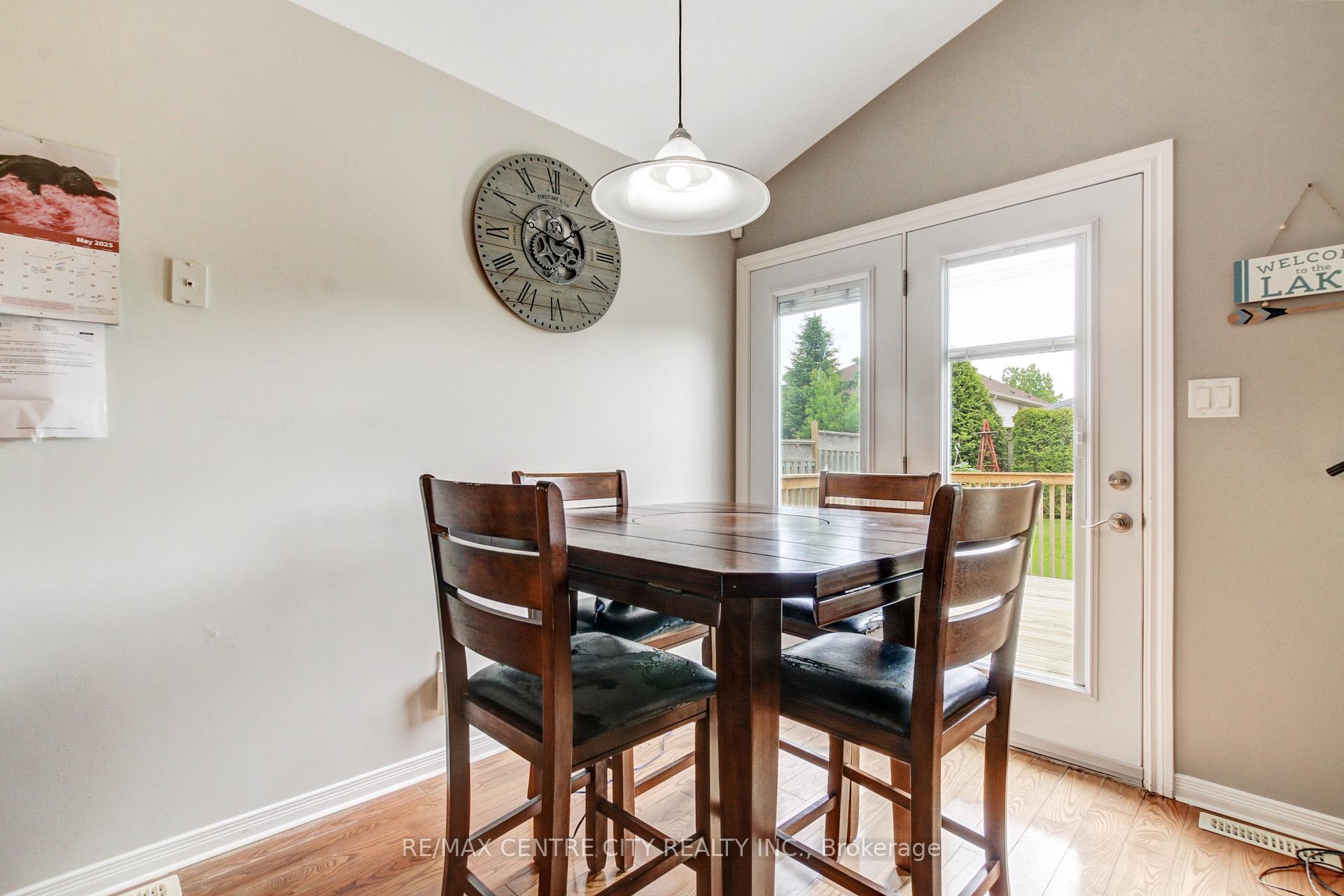 Photo 8 of 20 Steeplechase Court, St. Thomas — HOMEH
