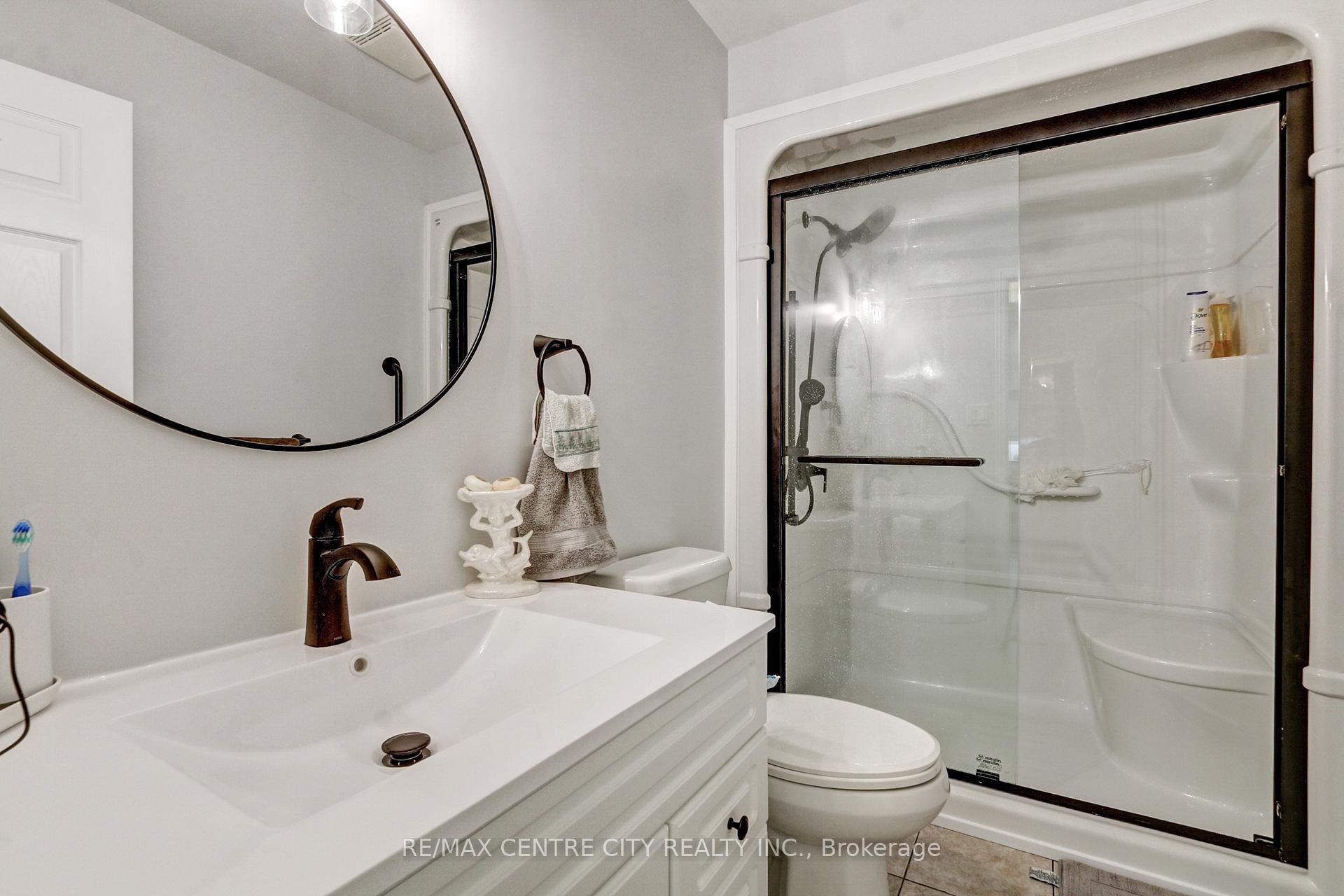 Photo 11 of 20 Steeplechase Court, St. Thomas — HOMEH