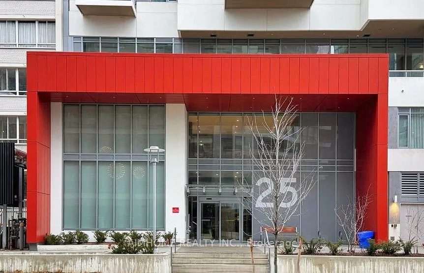 Front of Unit 606, 25 Holly Street