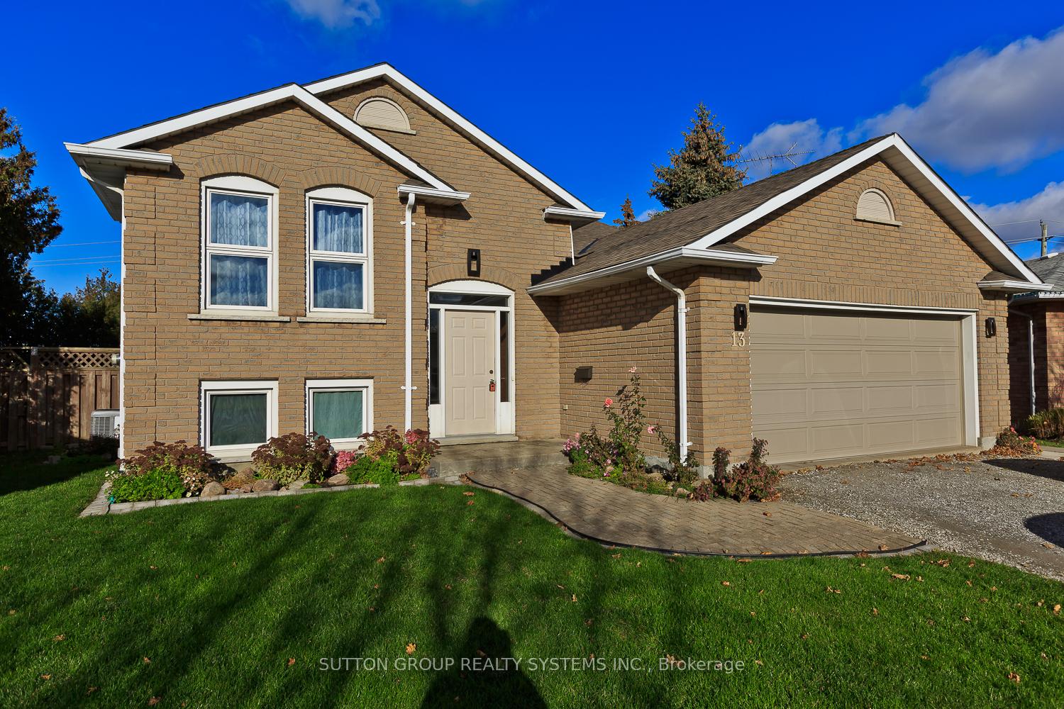 Front of 13 Brittany Court