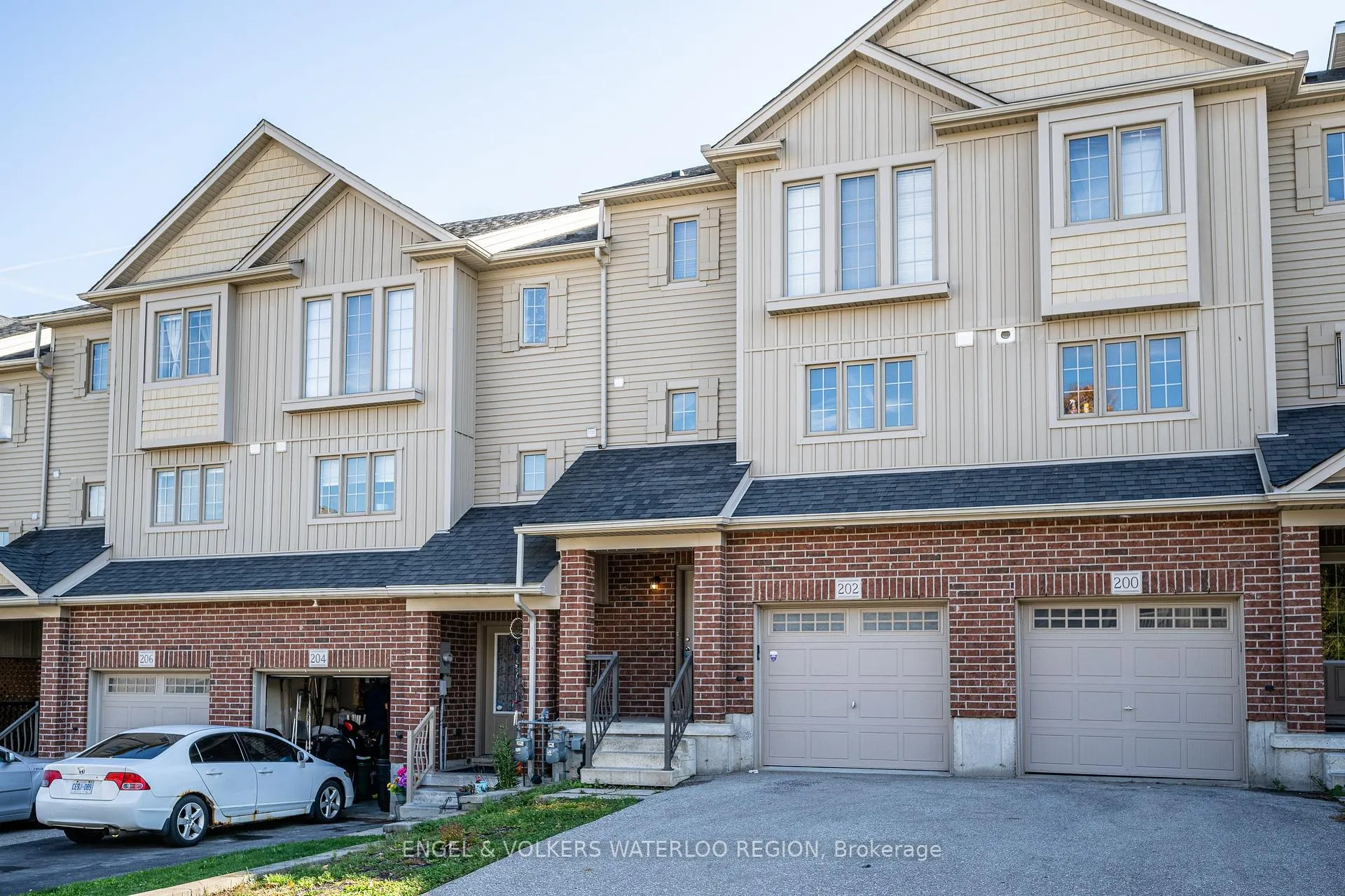 Photo 1 of 202 Maitland Street, Kitchener — HOMEH
