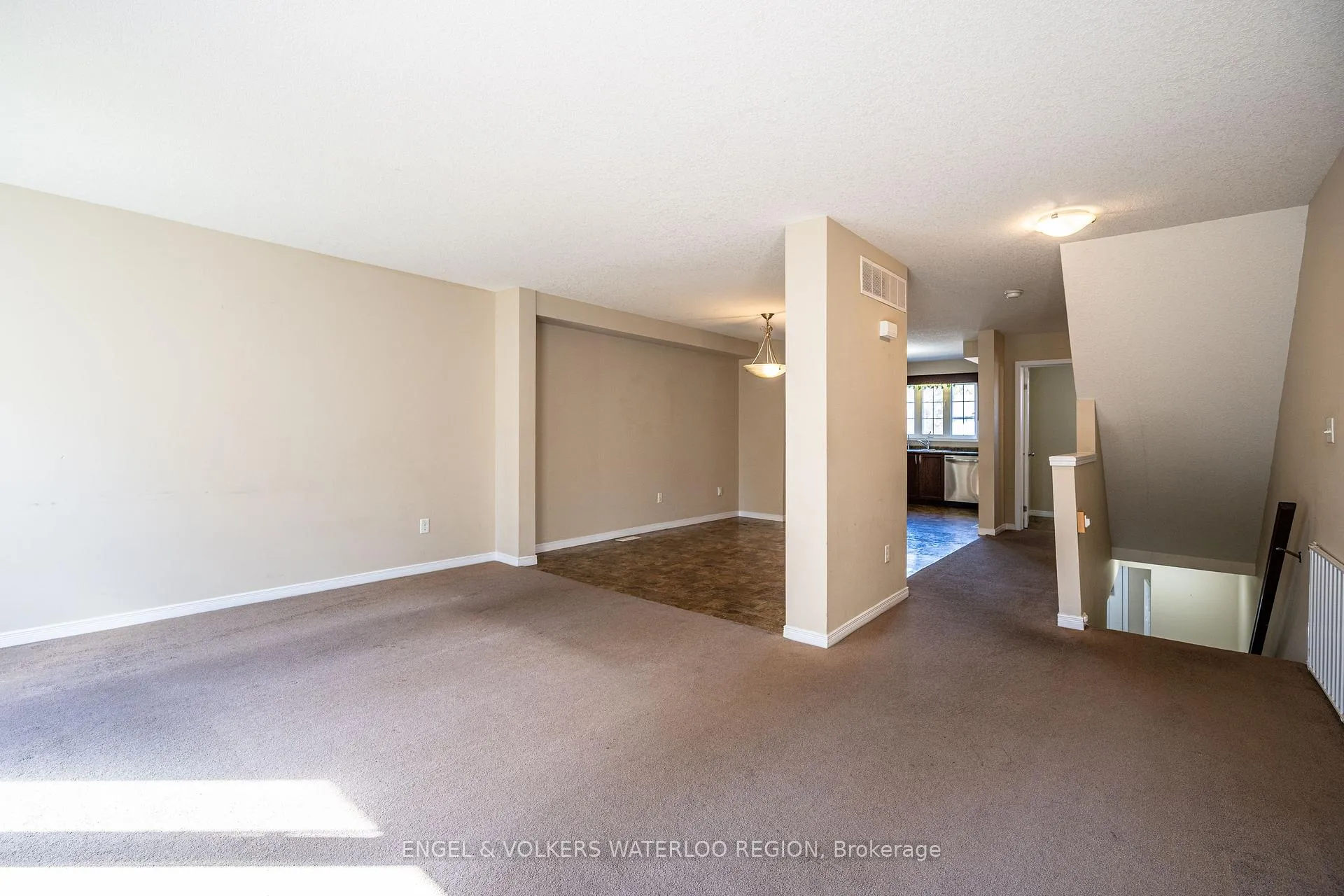 Photo 6 of 202 Maitland Street, Kitchener — HOMEH