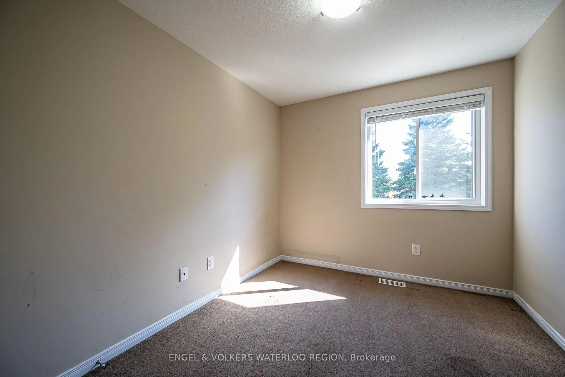 Photo 17 of 202 Maitland Street, Kitchener — HOMEH