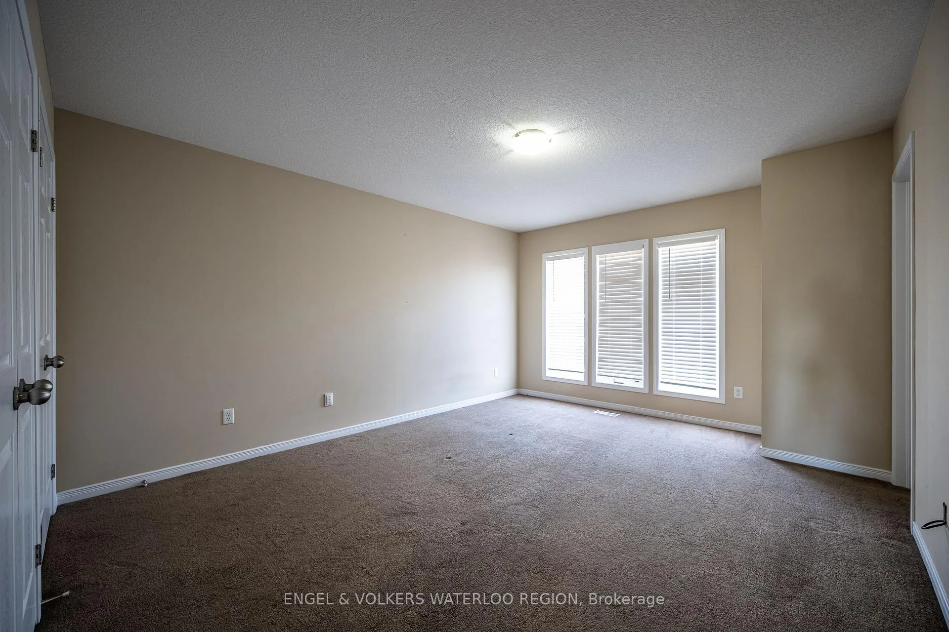 Photo 21 of 202 Maitland Street, Kitchener — HOMEH