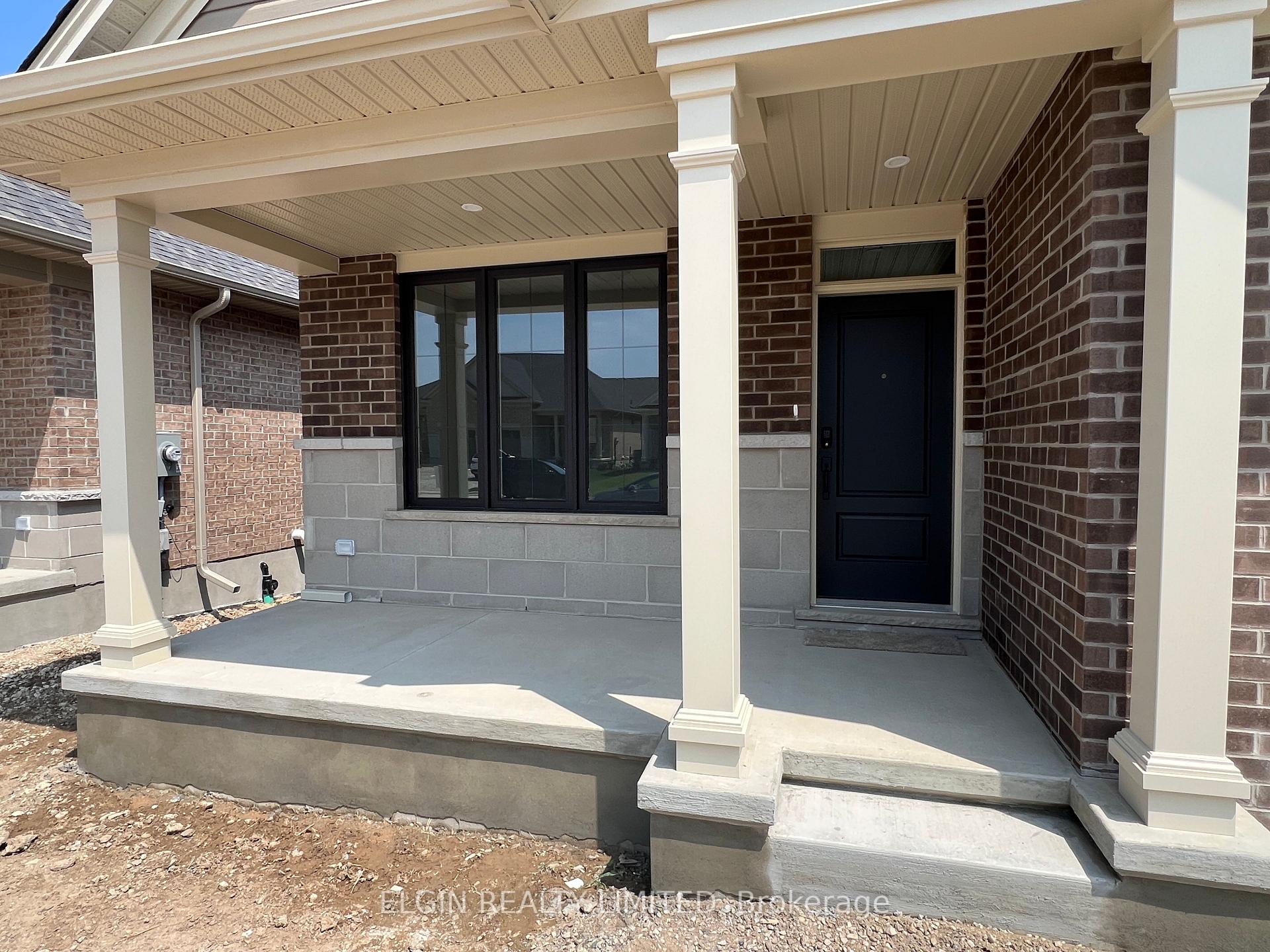 Photo 2 of 29 Dunning Way, St. Thomas — HOMEH