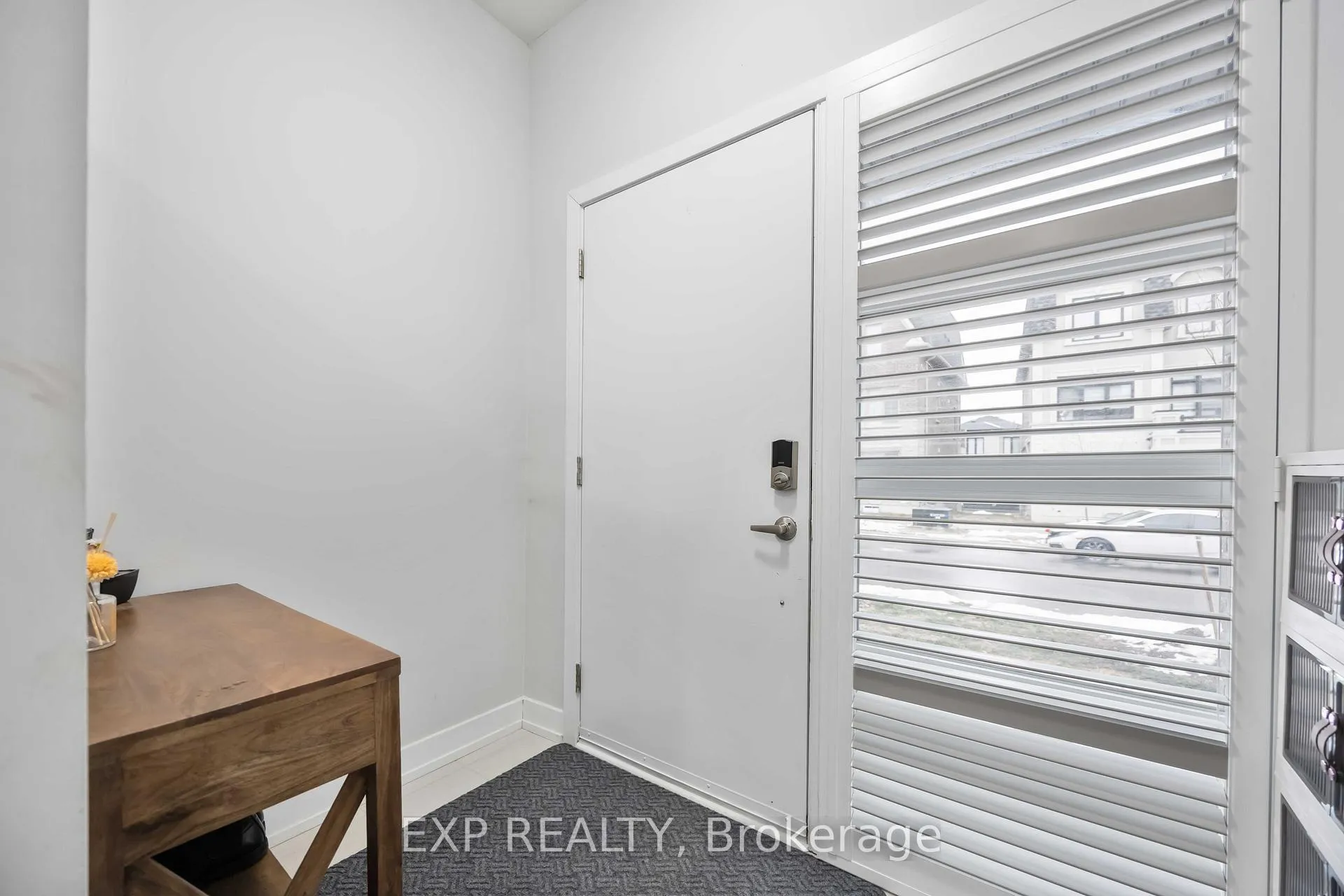 Photo 3 of 22 Guardhouse Crescent, Markham, Angus Glen — HOMEH