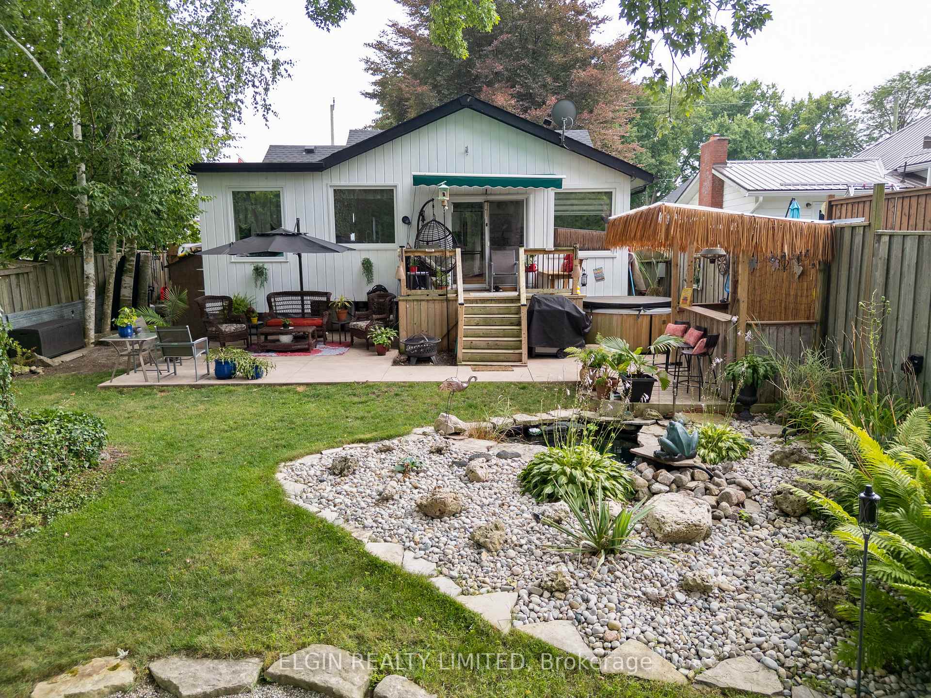 Photo 41 of 26 Oak Street, St. Thomas — HOMEH