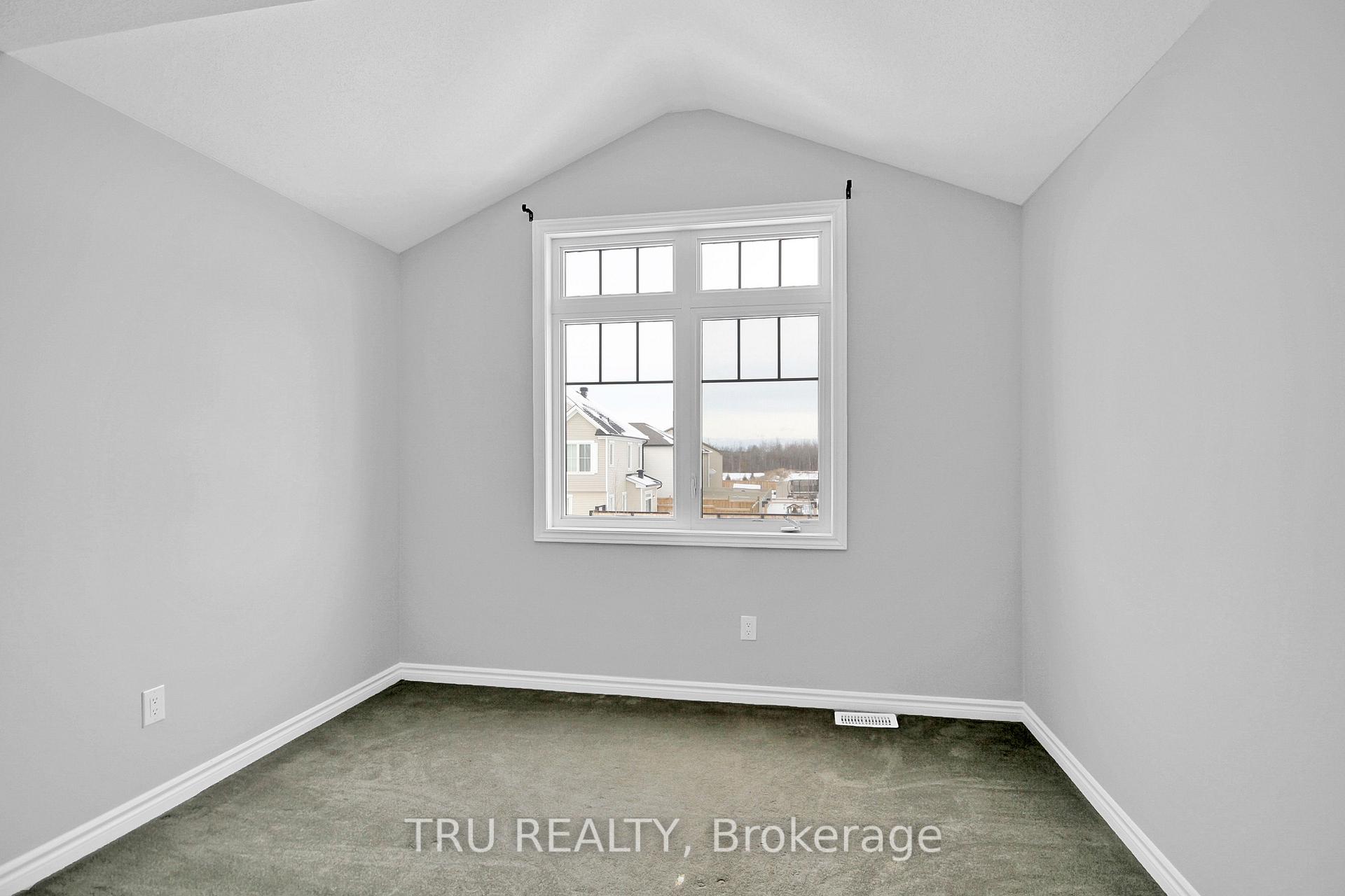 Photo 20 of 735 Derreen Avenue, Ottawa, Stittsville (North) — HOMEH