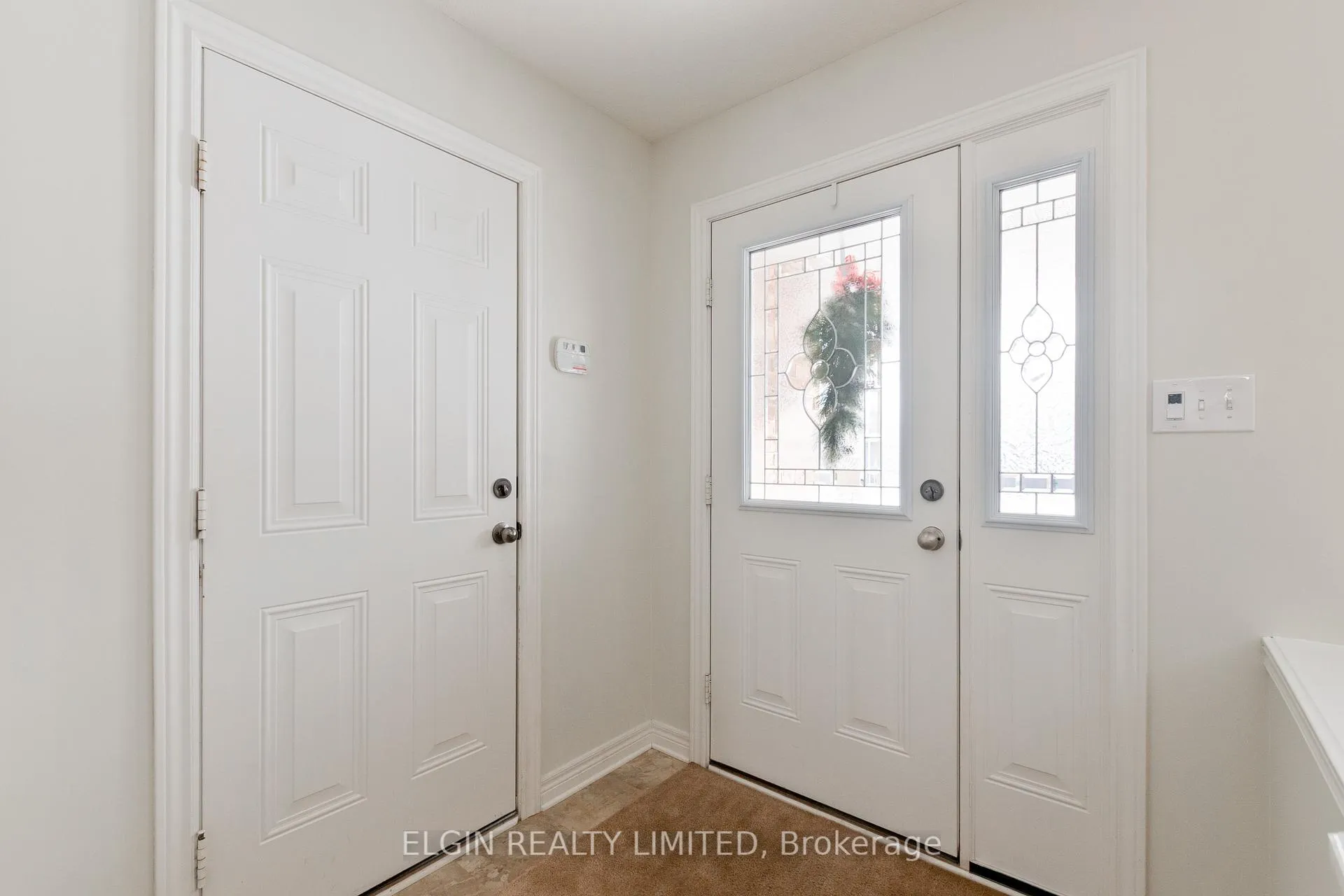 Photo 5 of 7 Circlewood Drive, St. Thomas — HOMEH