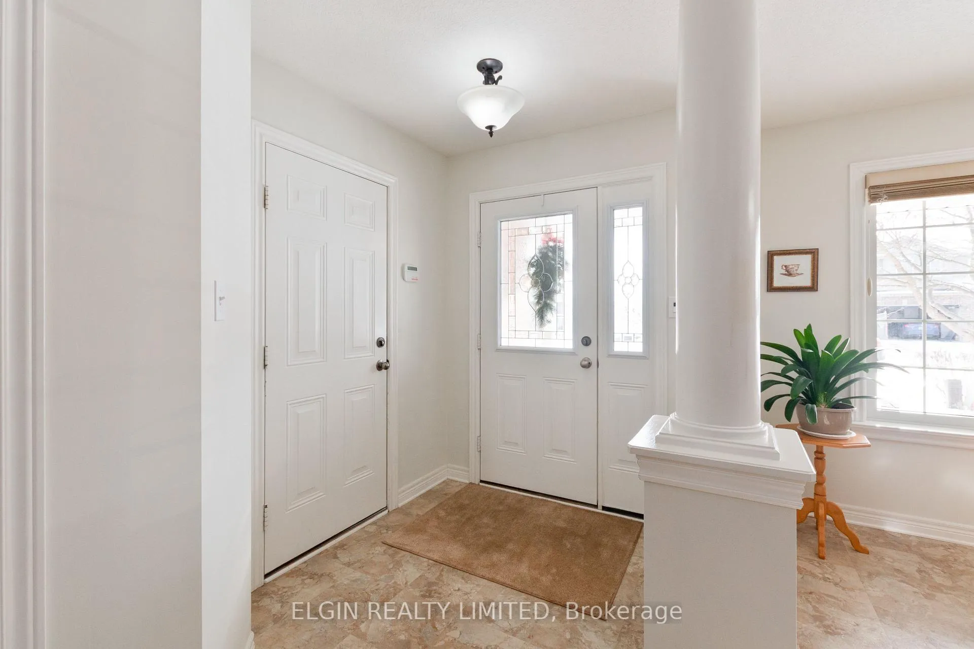 Photo 6 of 7 Circlewood Drive, St. Thomas — HOMEH