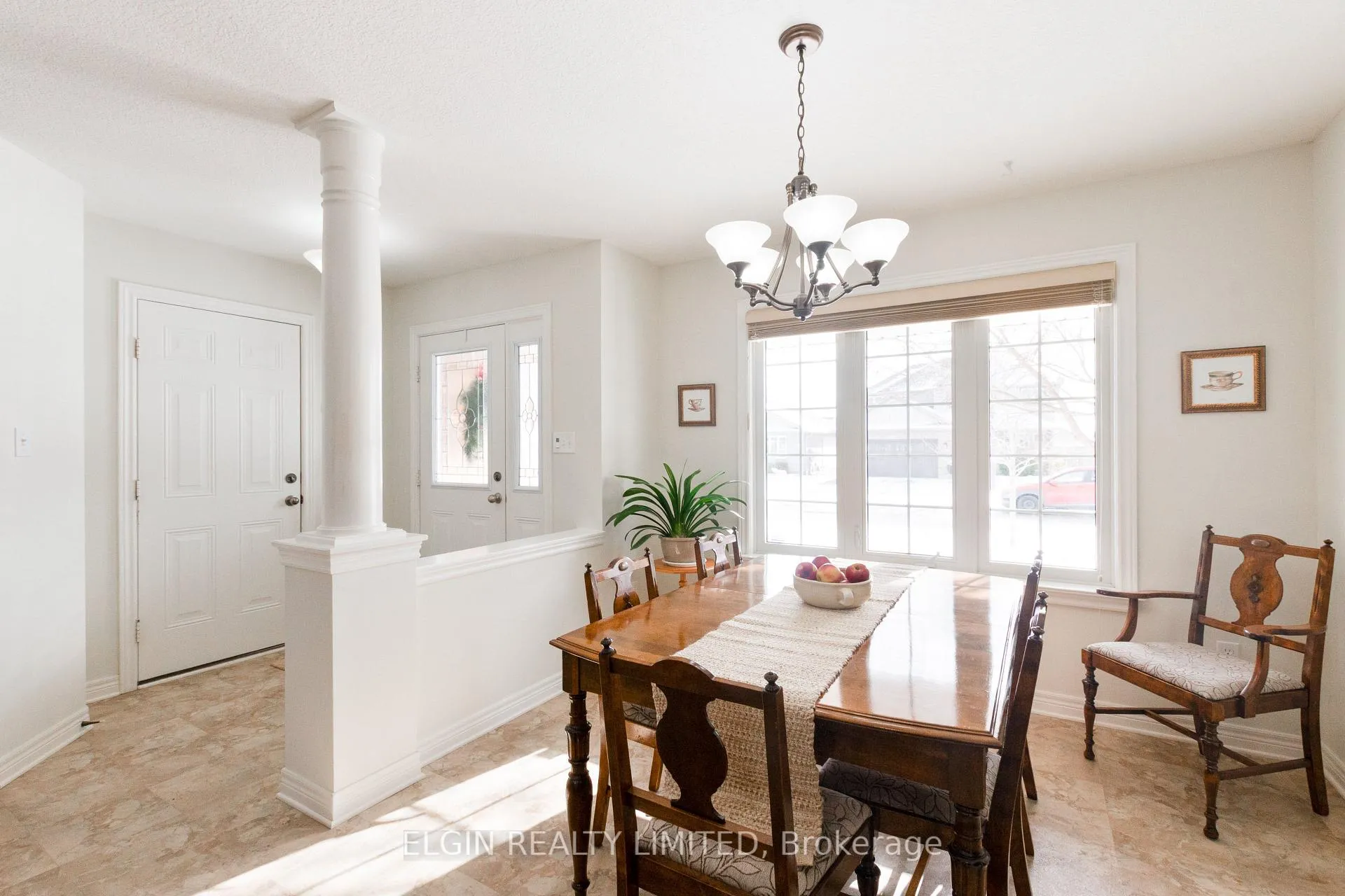 Photo 9 of 7 Circlewood Drive, St. Thomas — HOMEH