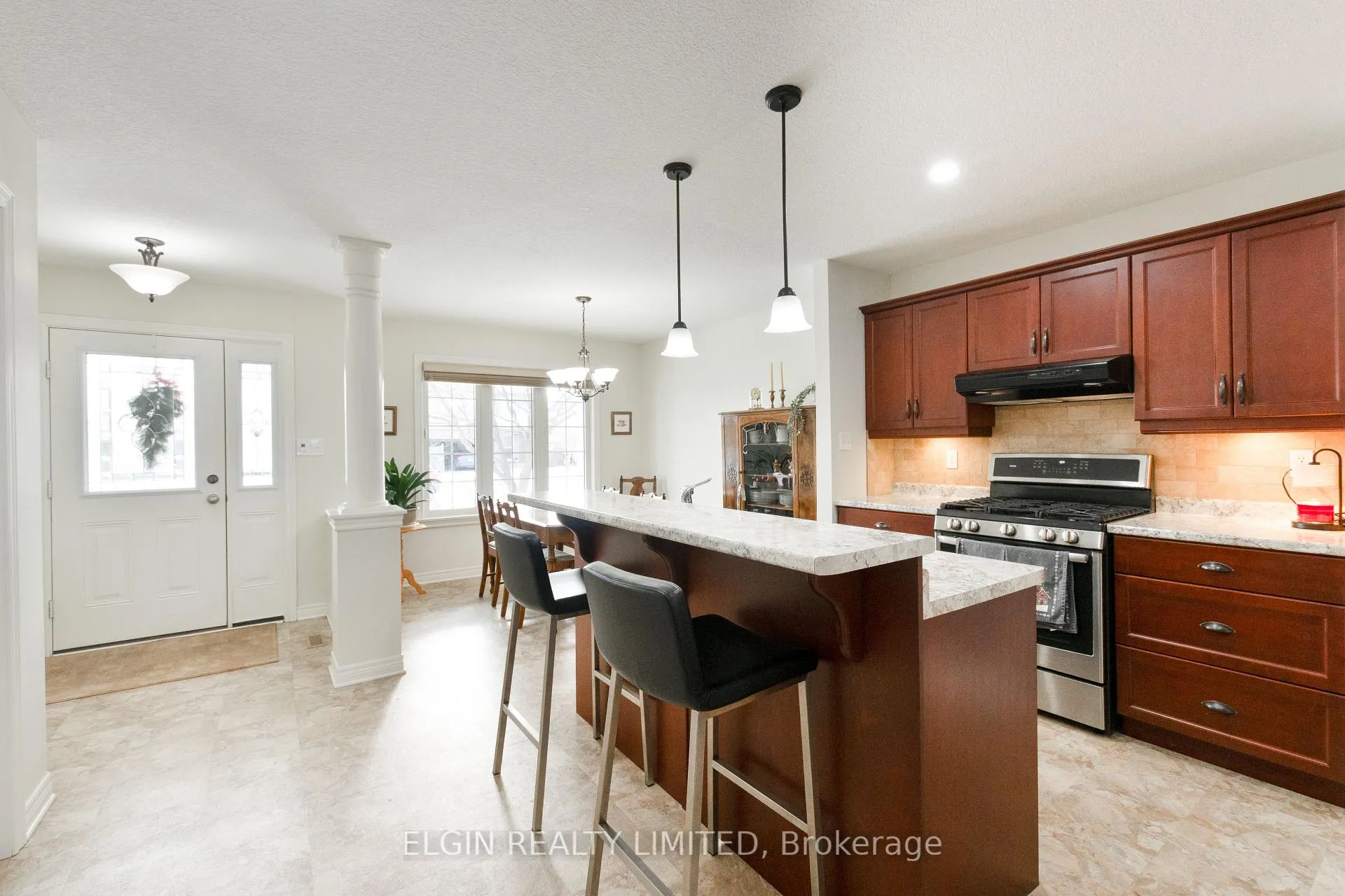 Photo 15 of 7 Circlewood Drive, St. Thomas — HOMEH