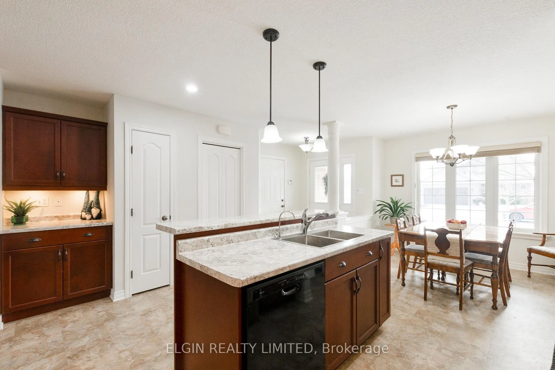 Photo 18 of 7 Circlewood Drive, St. Thomas — HOMEH