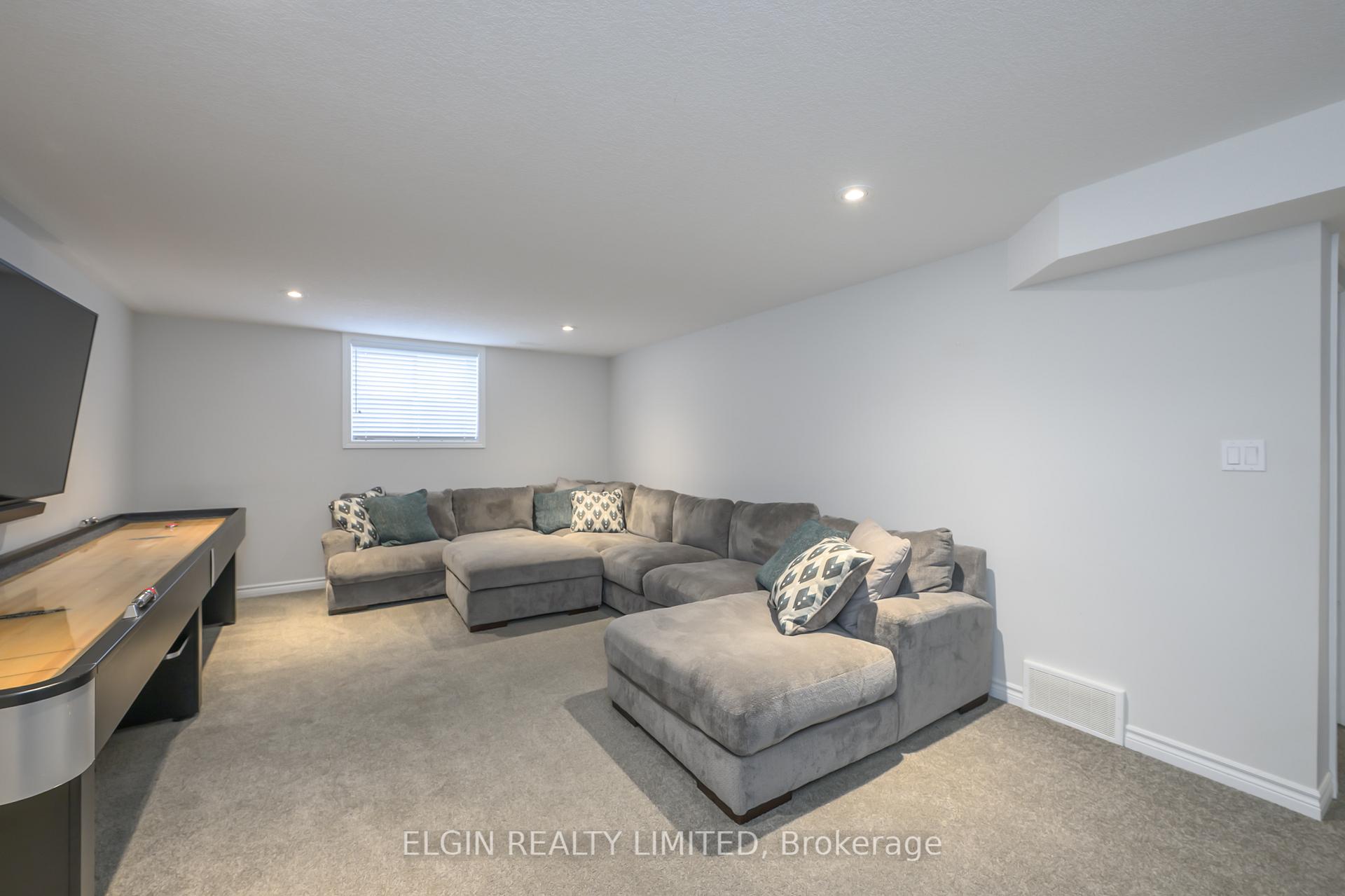 Photo 33 of 47 Bridle Path Road, St. Thomas — HOMEH