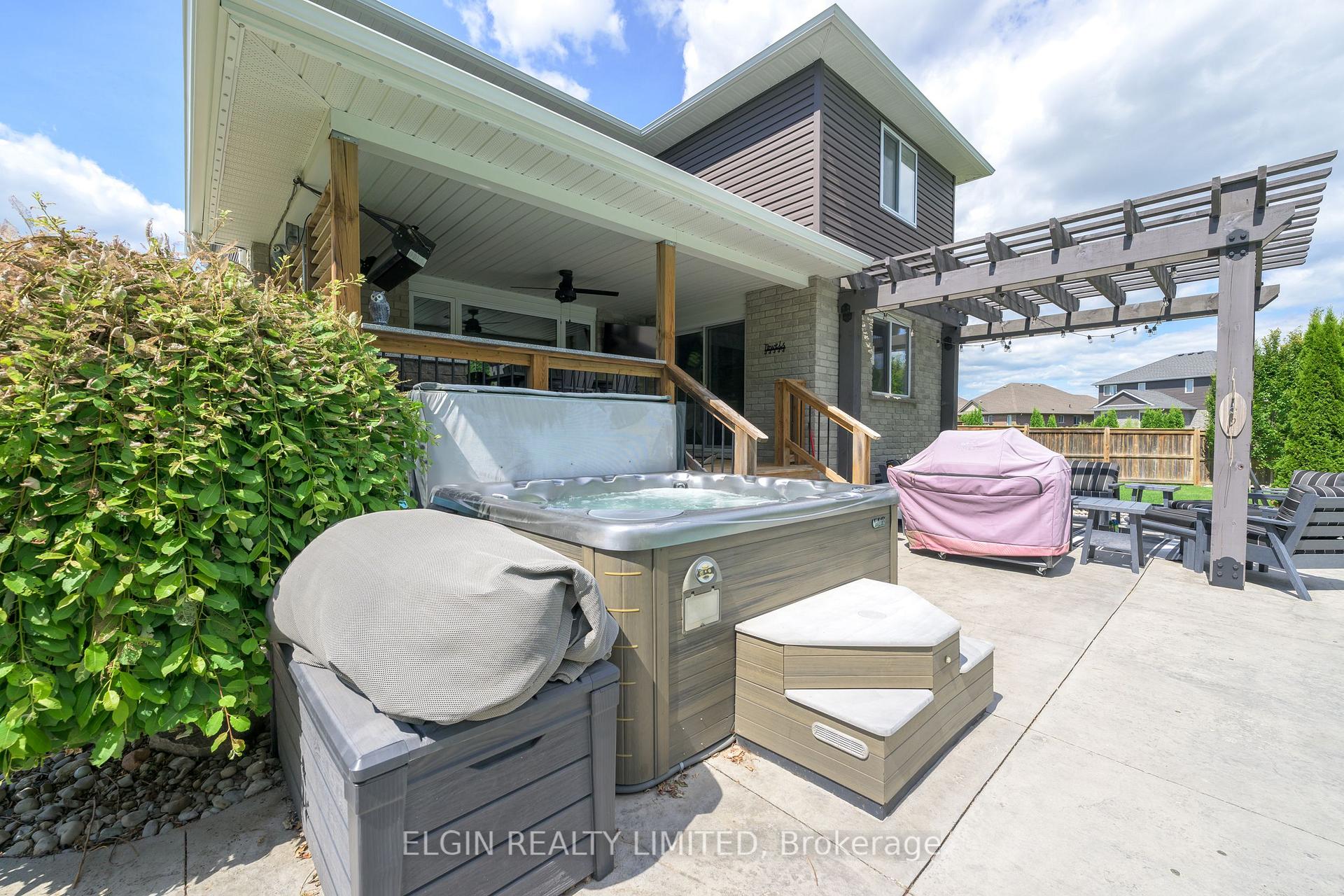 Photo 44 of 47 Bridle Path Road, St. Thomas — HOMEH