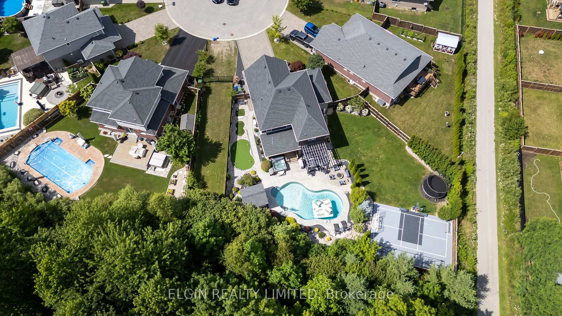 Photo 48 of 47 Bridle Path Road, St. Thomas — HOMEH