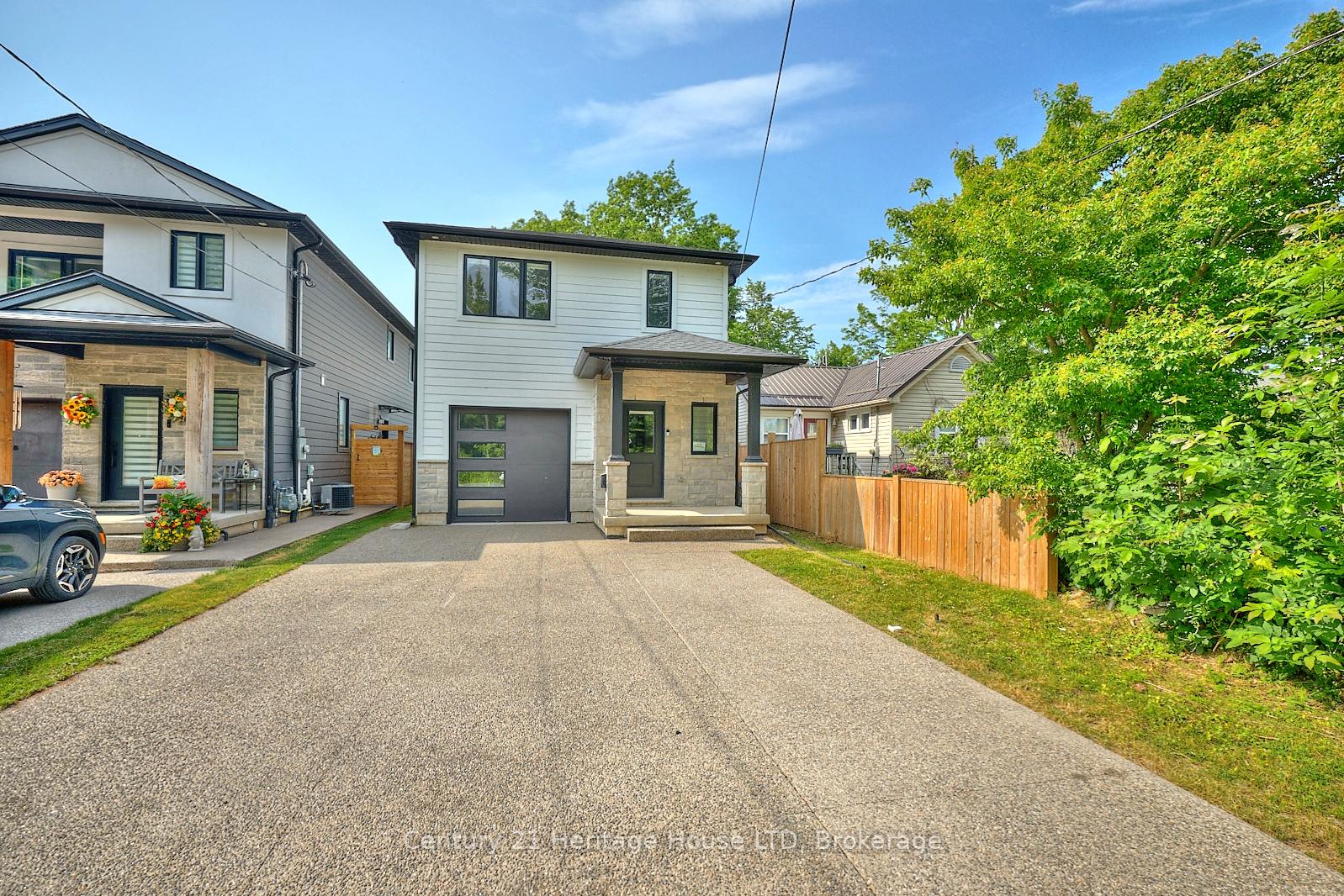 Photo 2 of 61.5B Jarrow Road, St. Catharines, Lakeshore — HOMEH