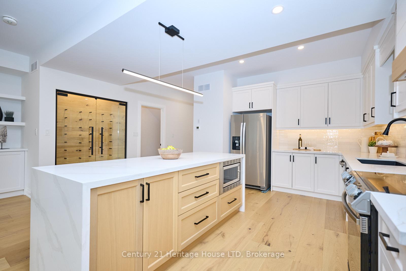 Photo 5 of 61.5B Jarrow Road, St. Catharines, Lakeshore — HOMEH