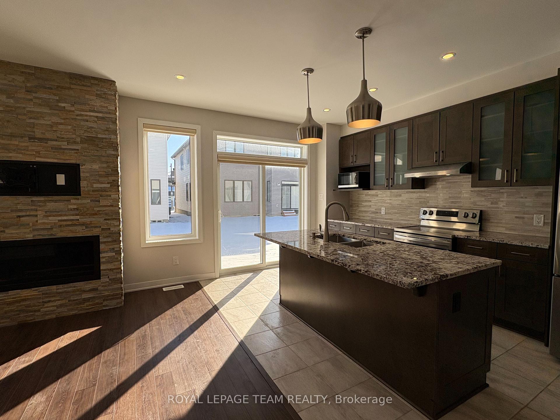 Photo 11 of 773 Derreen Avenue, Ottawa, Stittsville (North) — HOMEH