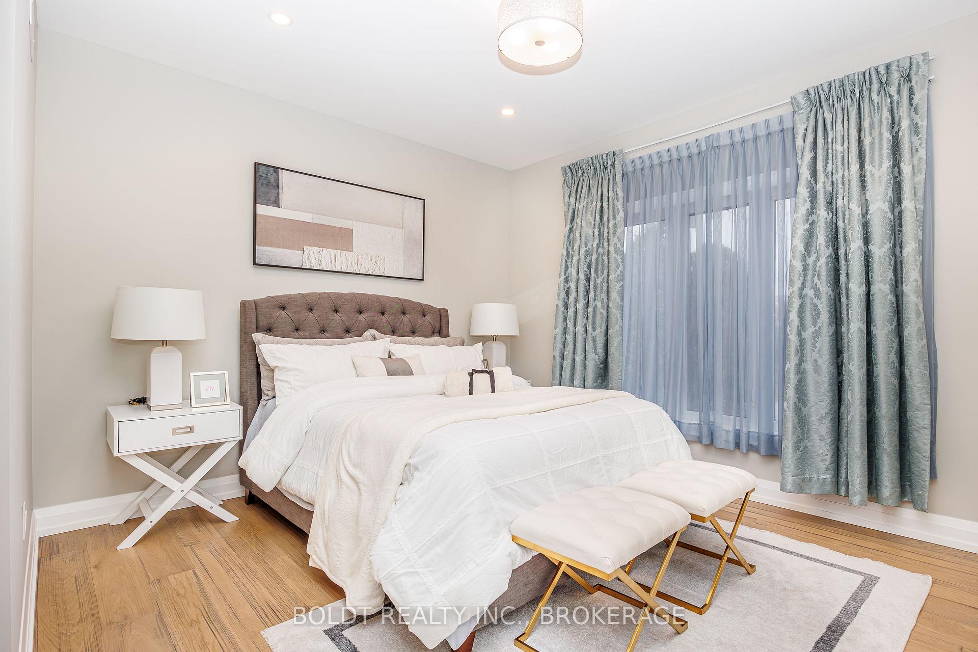 Photo 8 of 47 Roland Street, St. Catharines, Western Hill — HOMEH