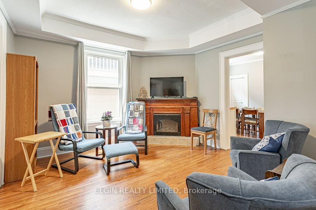 Photo 7 of 92 Hincks Street, St. Thomas — HOMEH