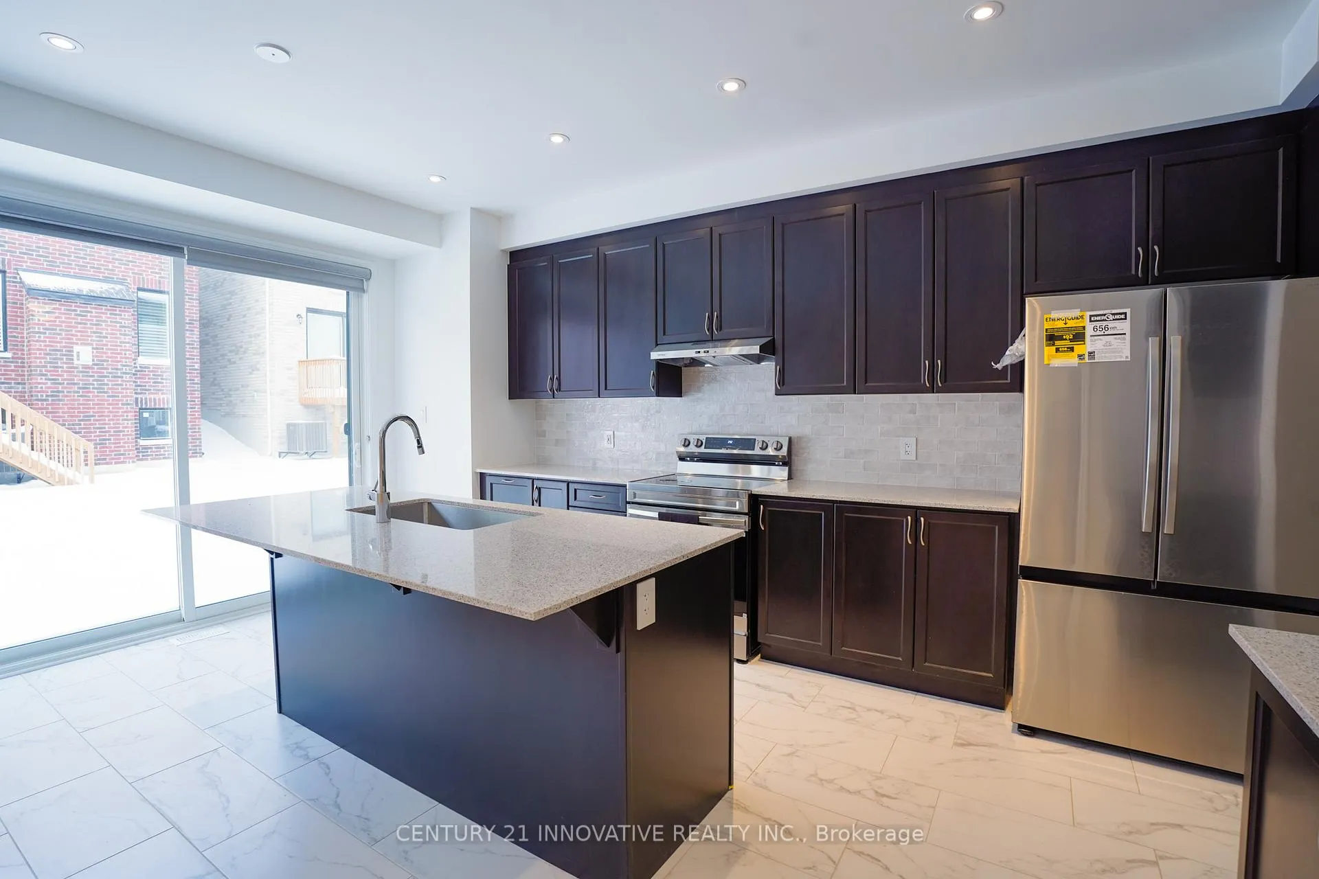 Photo 5 of 1350 Glamorgan Manor, Pickering, Rural Pickering — HOMEH