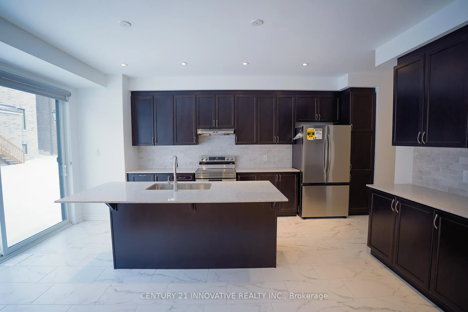 Photo 6 of 1350 Glamorgan Manor, Pickering, Rural Pickering — HOMEH