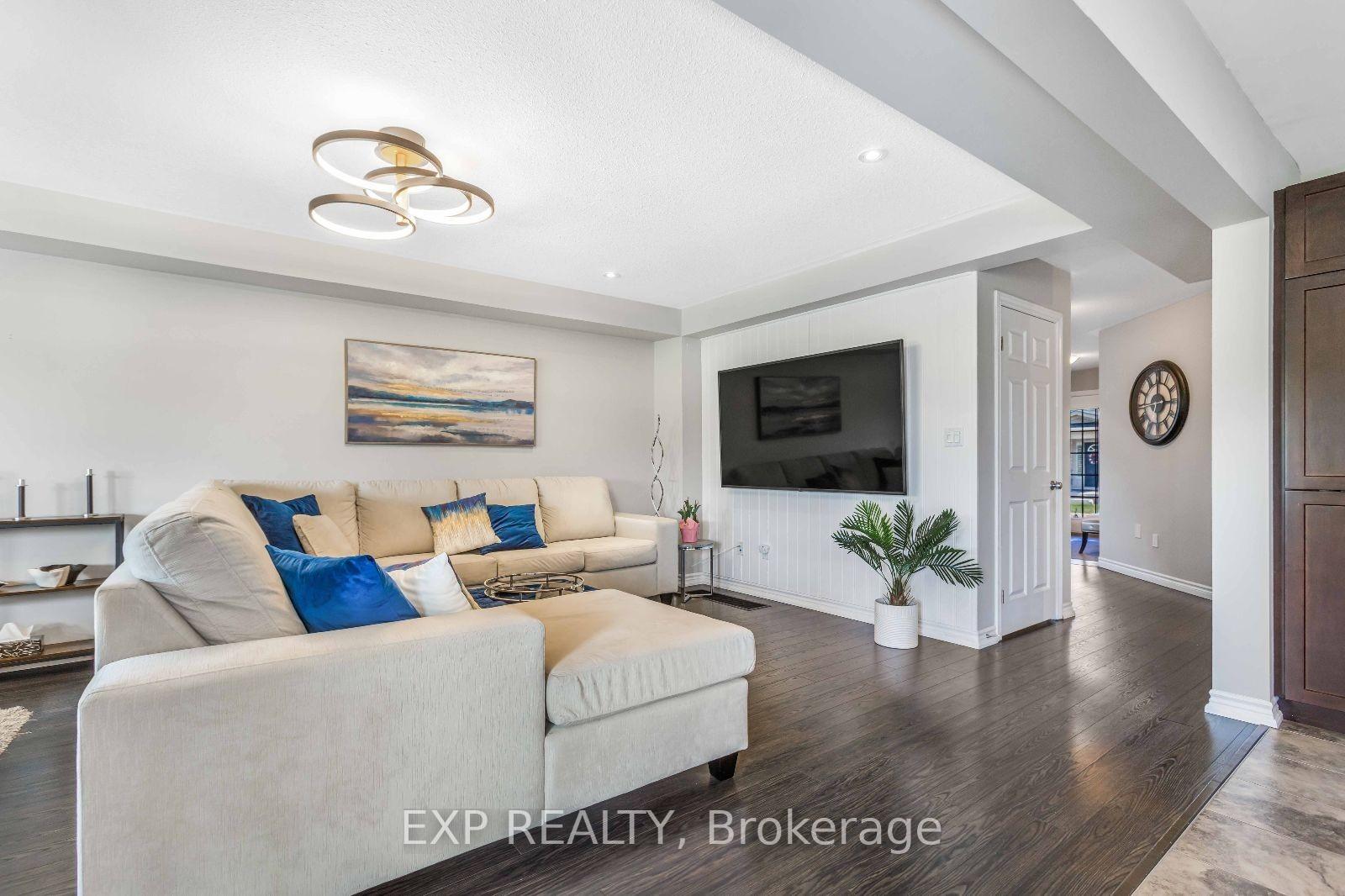 Photo 10 of Unit 18, 77 Avery Crescent, St. Catharines, Oakdale — HOMEH