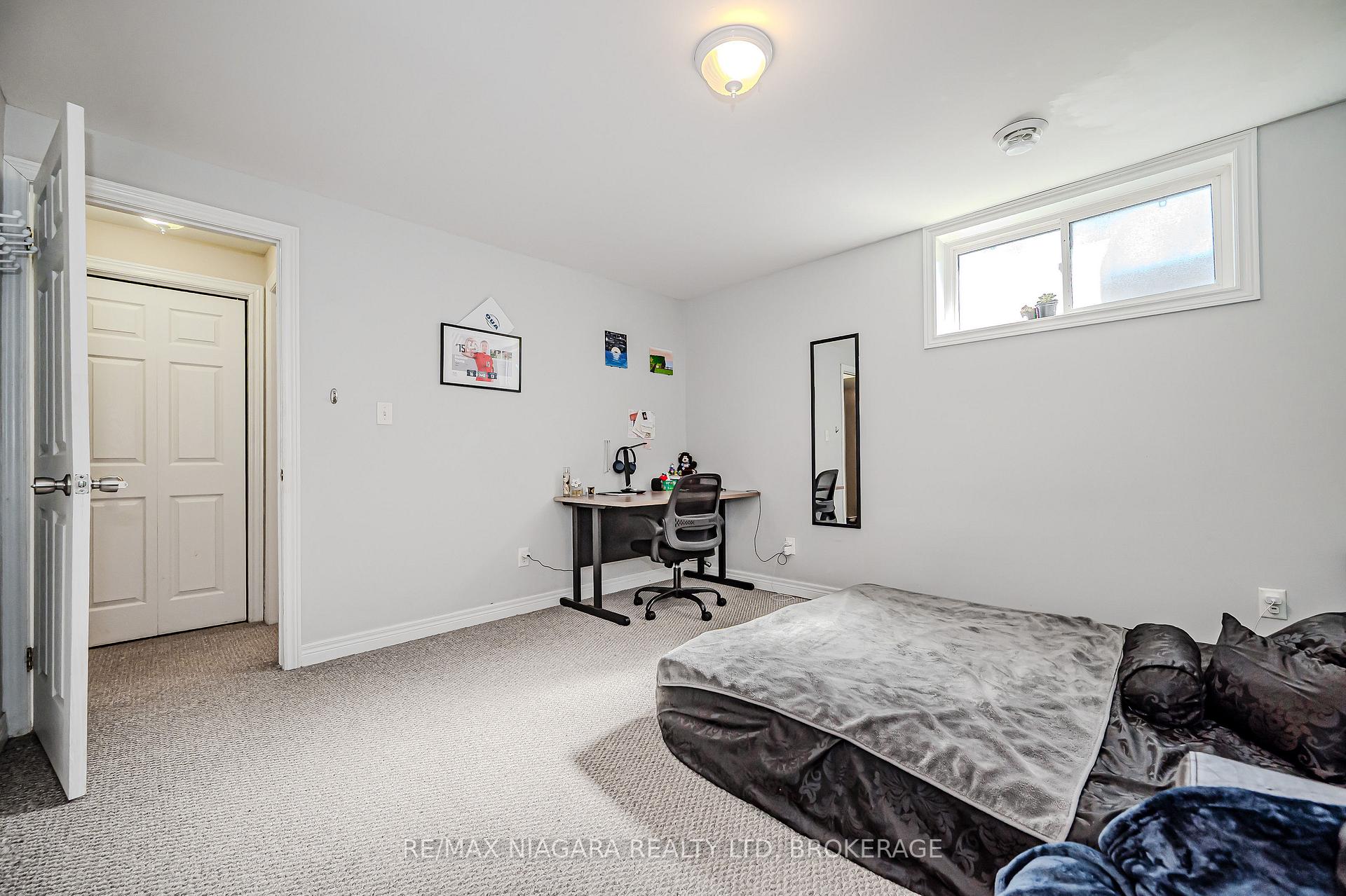 Photo 37 of 33B Pinecrest Avenue, St. Catharines, Burleigh Hill — HOMEH