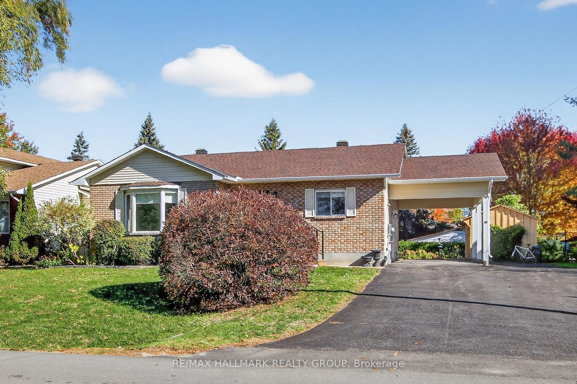 Photo 2 of 40 Colonel Murray Street, Ottawa, Richmond — HOMEH