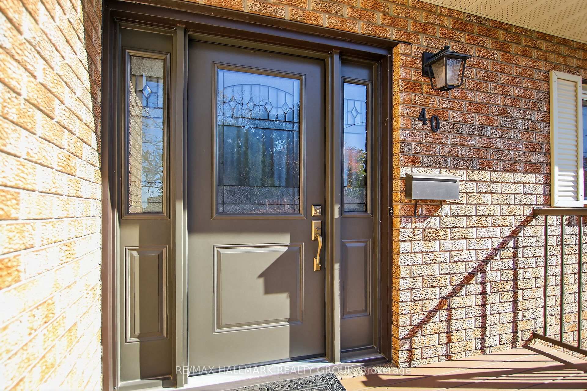 Photo 6 of 40 Colonel Murray Street, Ottawa, Richmond — HOMEH
