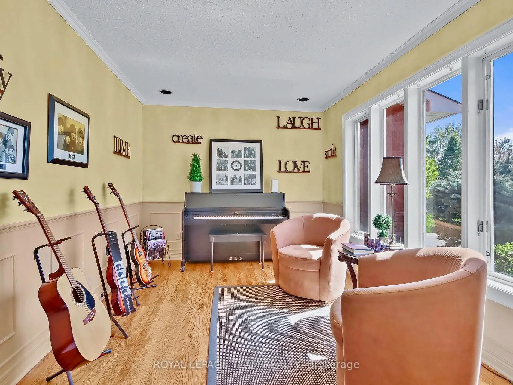 Photo 9 of 1105 Cindy Hill Crescent, Ottawa, Manotick Long Island & Nicholls Island — HOMEH