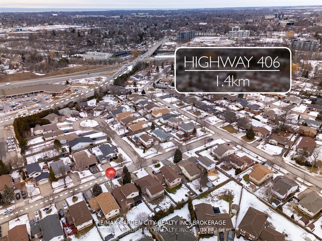 Photo 46 of 11 Vintage Crescent, St. Catharines, Ridley — HOMEH