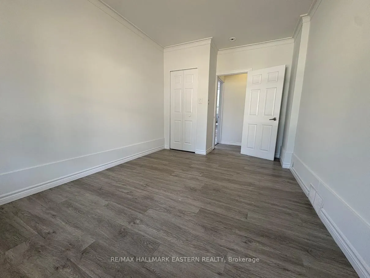 Photo 7 of 581 Paterson Street, Peterborough, Town Ward 3 — HOMEH