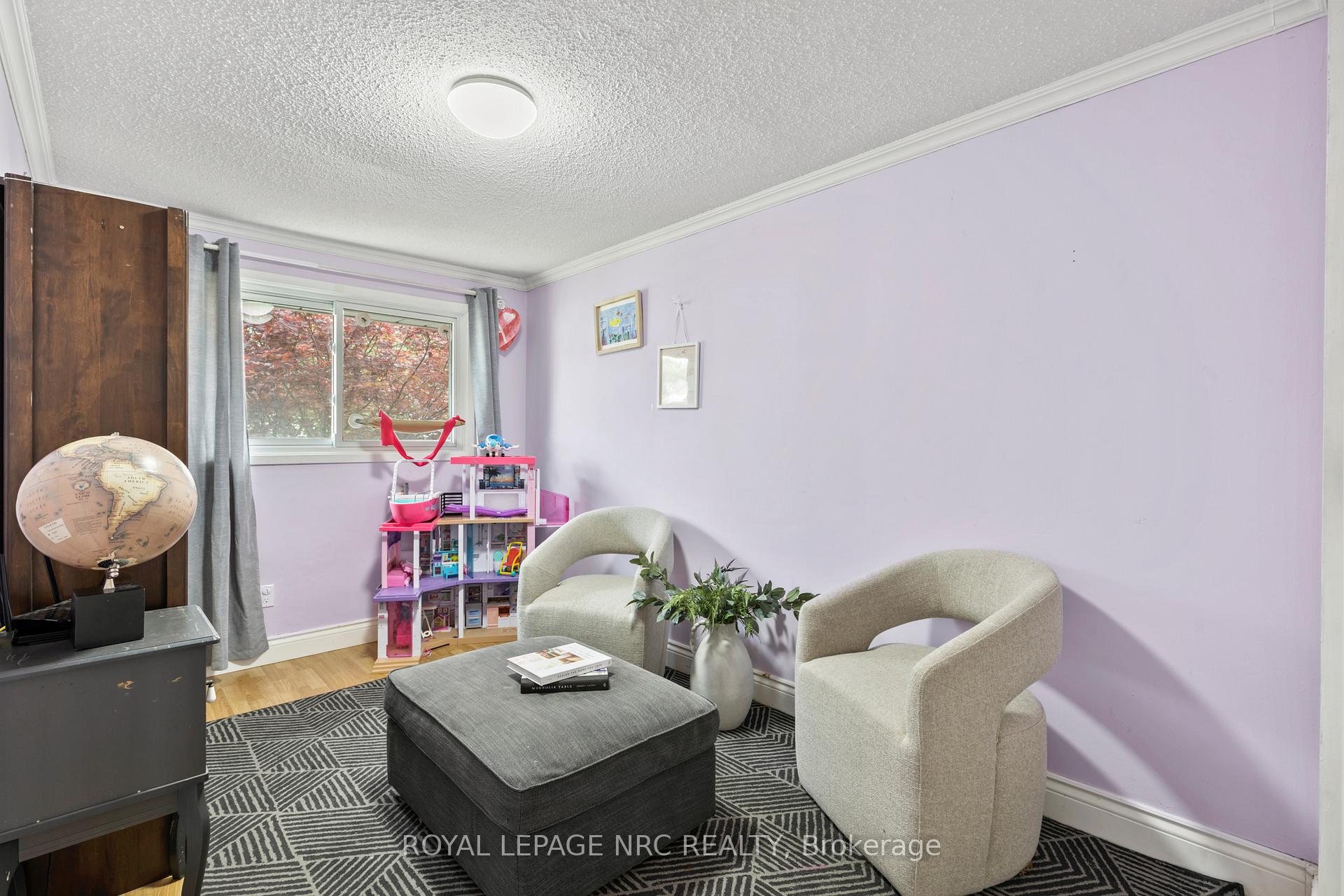 Photo 20 of 21 Garfield Lane, St. Catharines, Haig — HOMEH