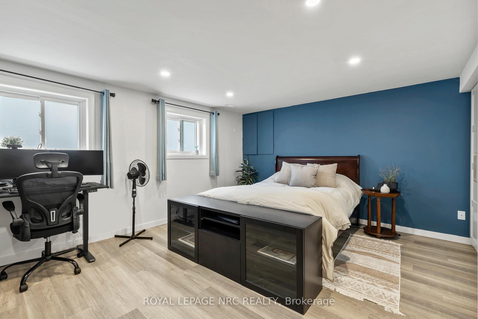 Photo 23 of 21 Garfield Lane, St. Catharines, Haig — HOMEH