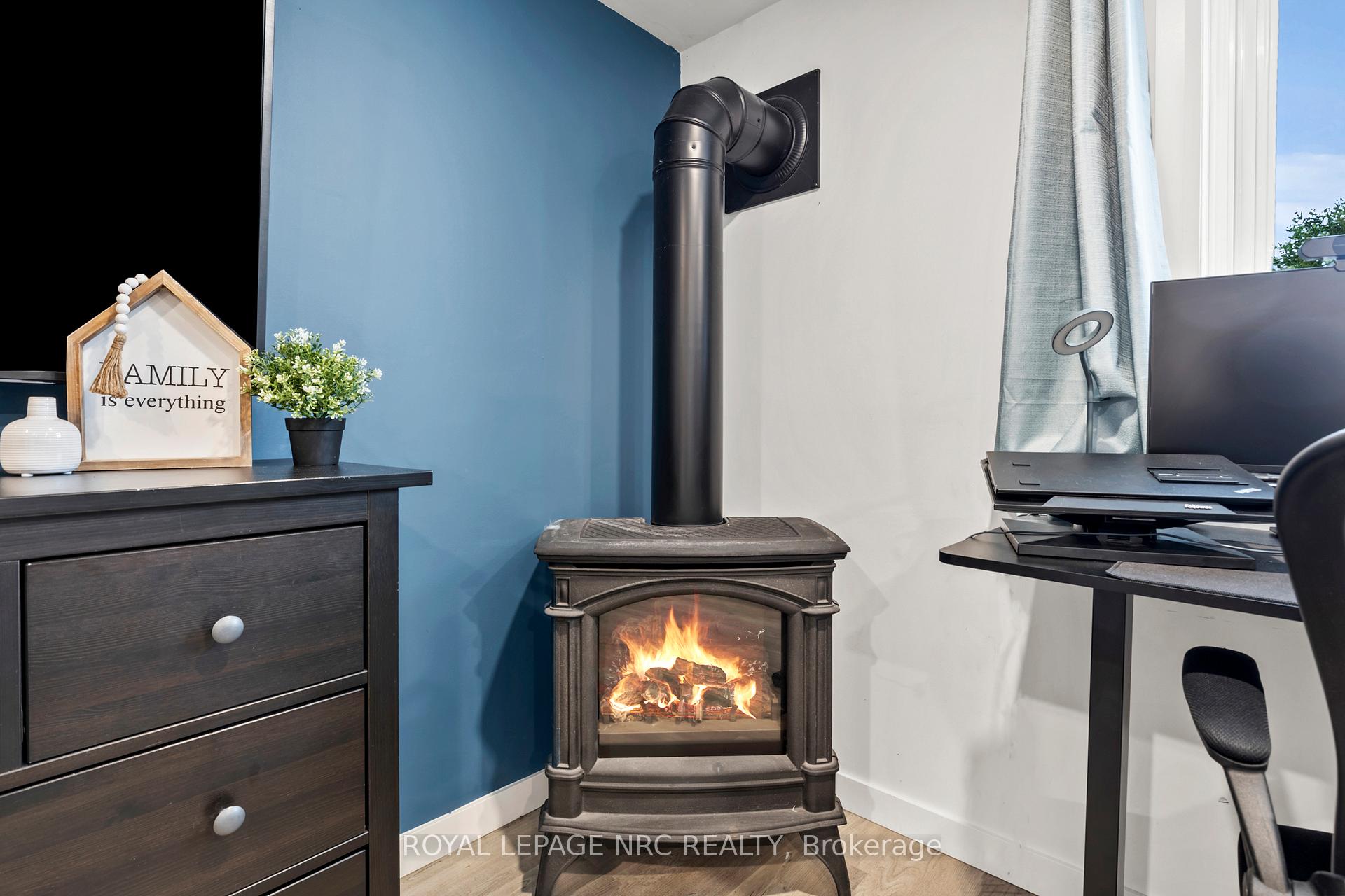 Photo 27 of 21 Garfield Lane, St. Catharines, Haig — HOMEH