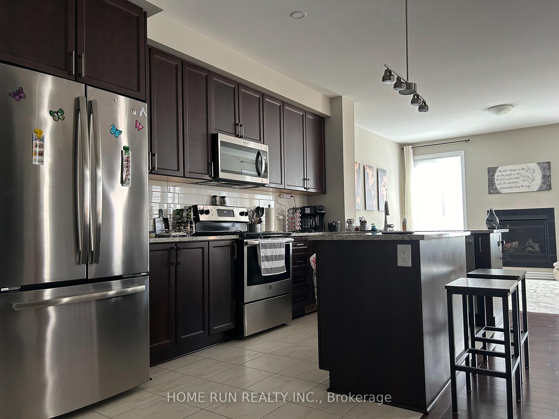 Photo 3 of 439 Warmstone Drive, Ottawa, Stittsville (North) — HOMEH