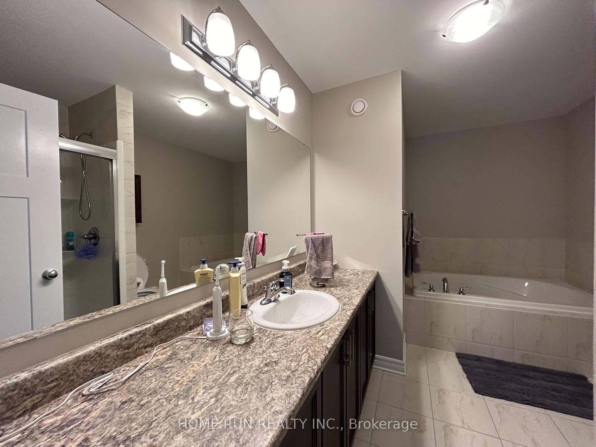 Photo 12 of 439 Warmstone Drive, Ottawa, Stittsville (North) — HOMEH