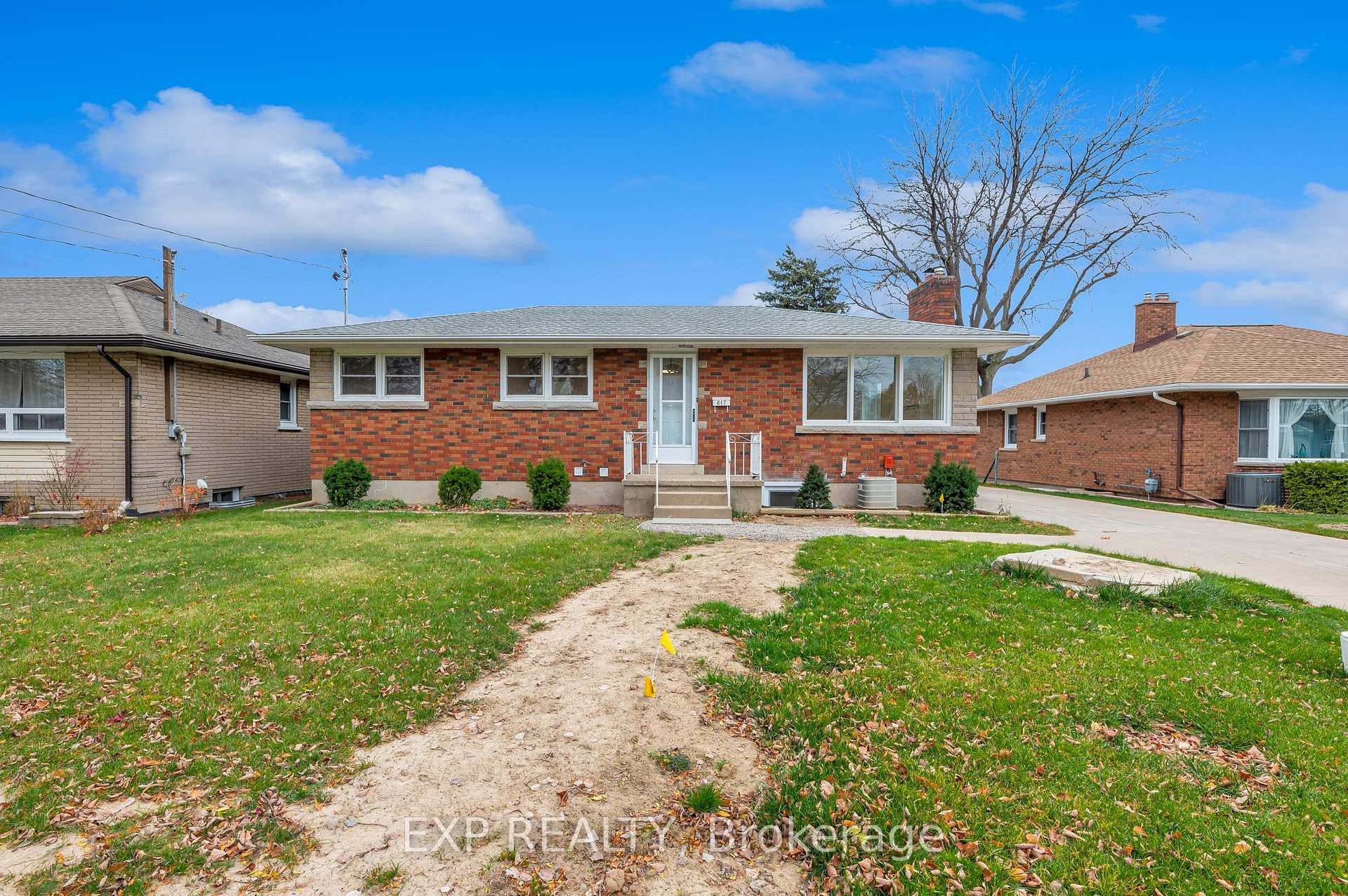 Photo 4 of Unit B, 617 Vine Street, St. Catharines, Vine/Linwell — HOMEH